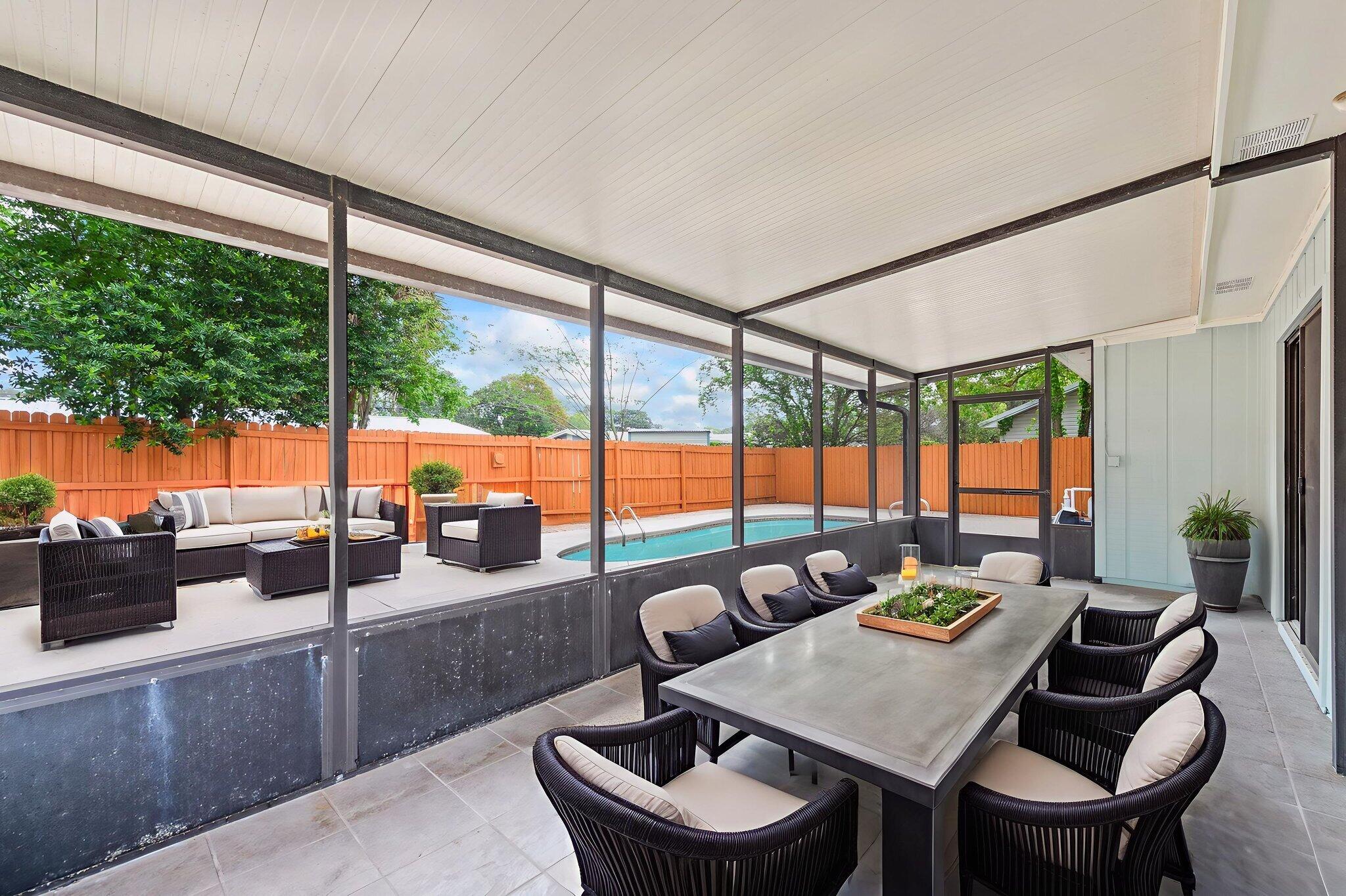 OAK TREE PARK - Residential