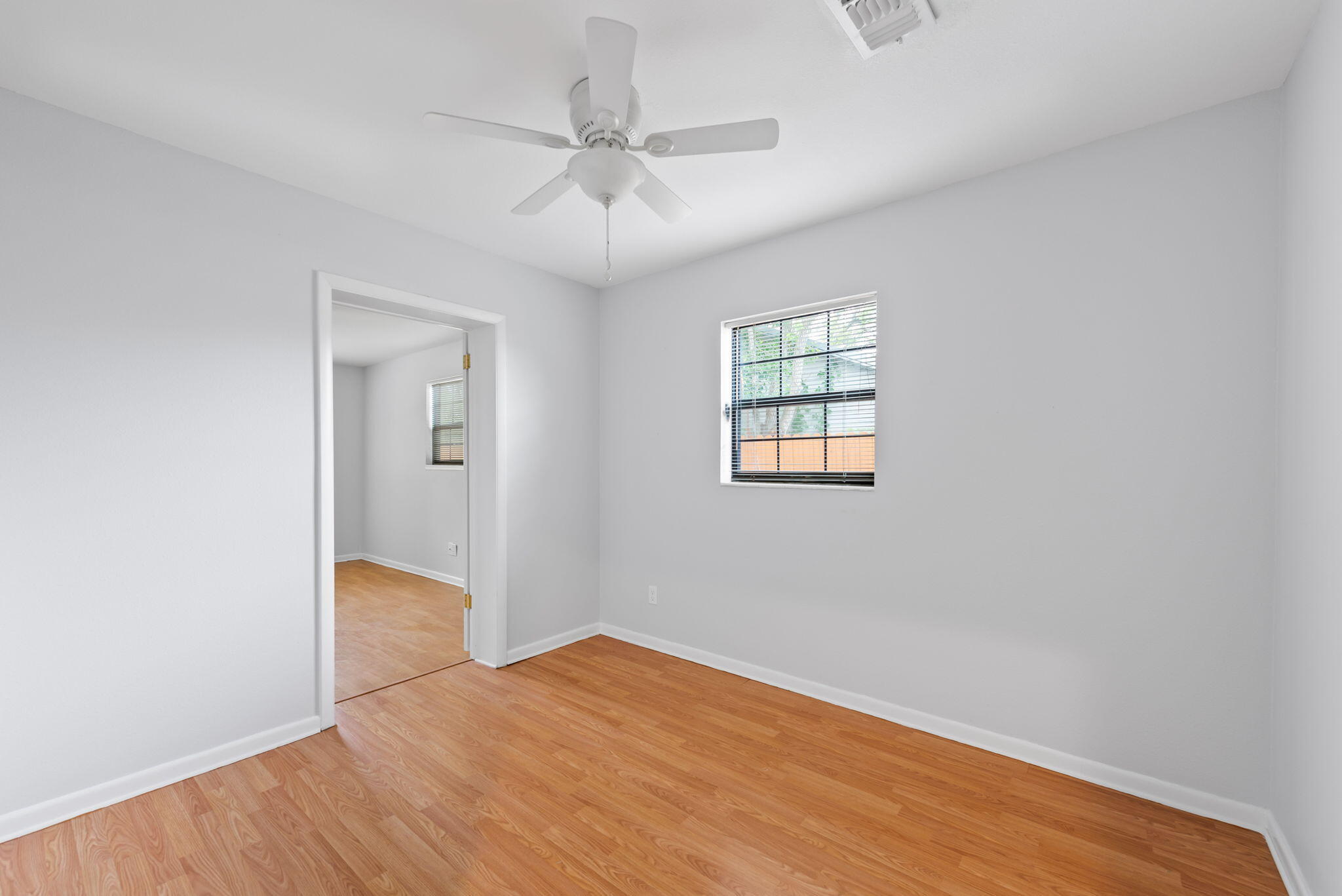 OAK TREE PARK - Residential