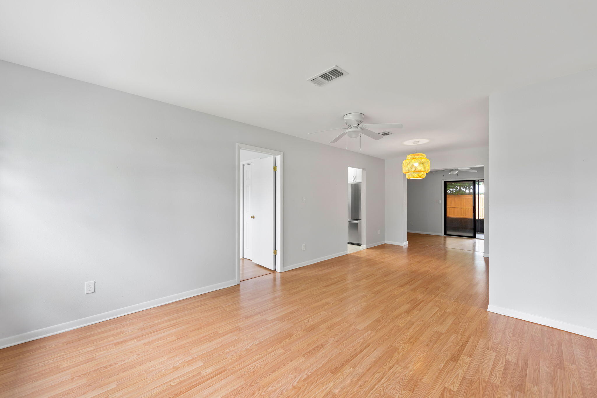 OAK TREE PARK - Residential