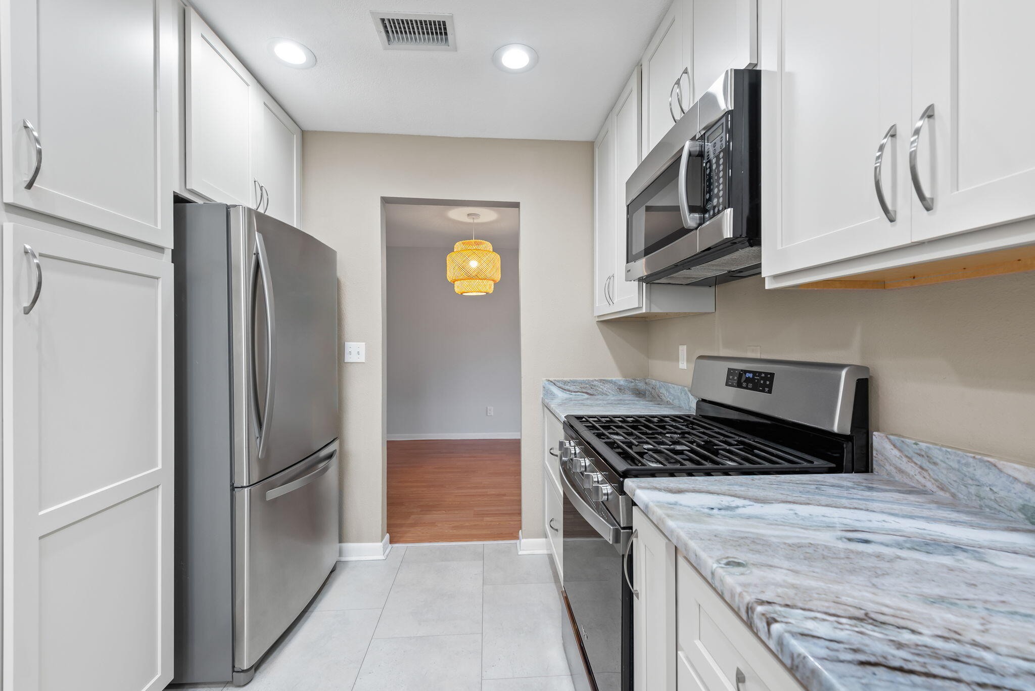 OAK TREE PARK - Residential
