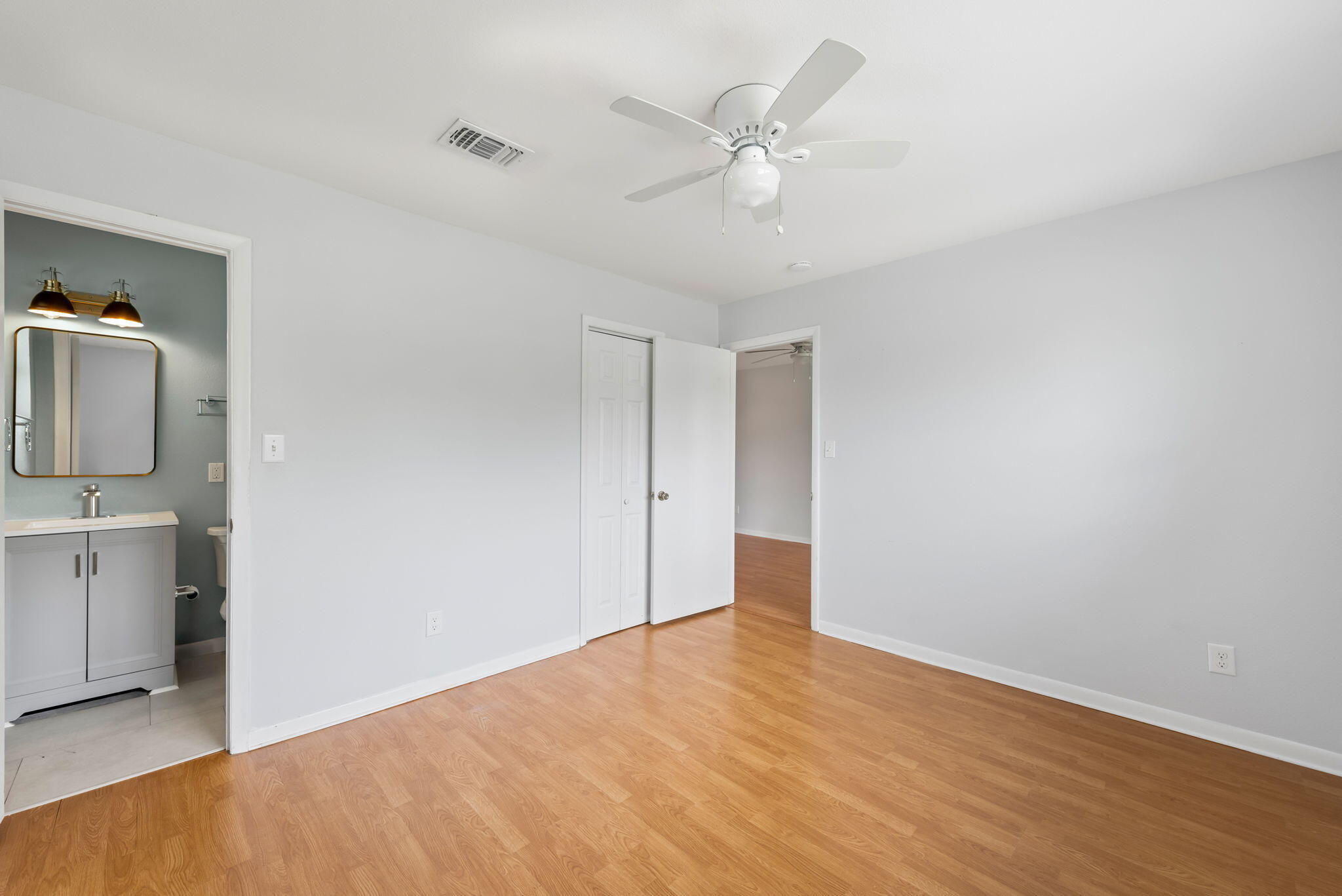 OAK TREE PARK - Residential