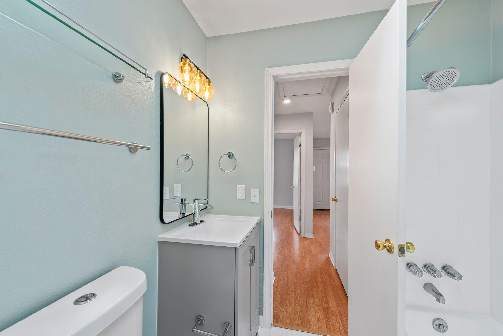 OAK TREE PARK - Residential