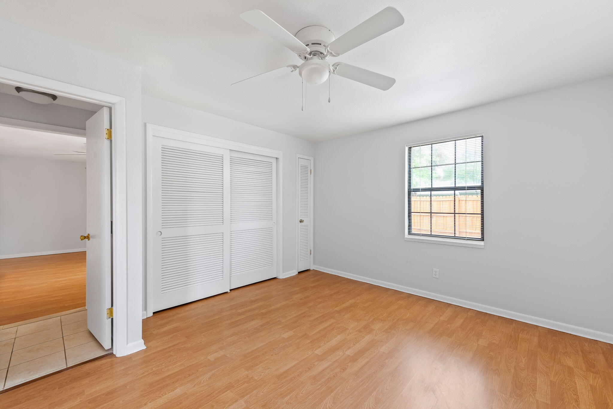 OAK TREE PARK - Residential