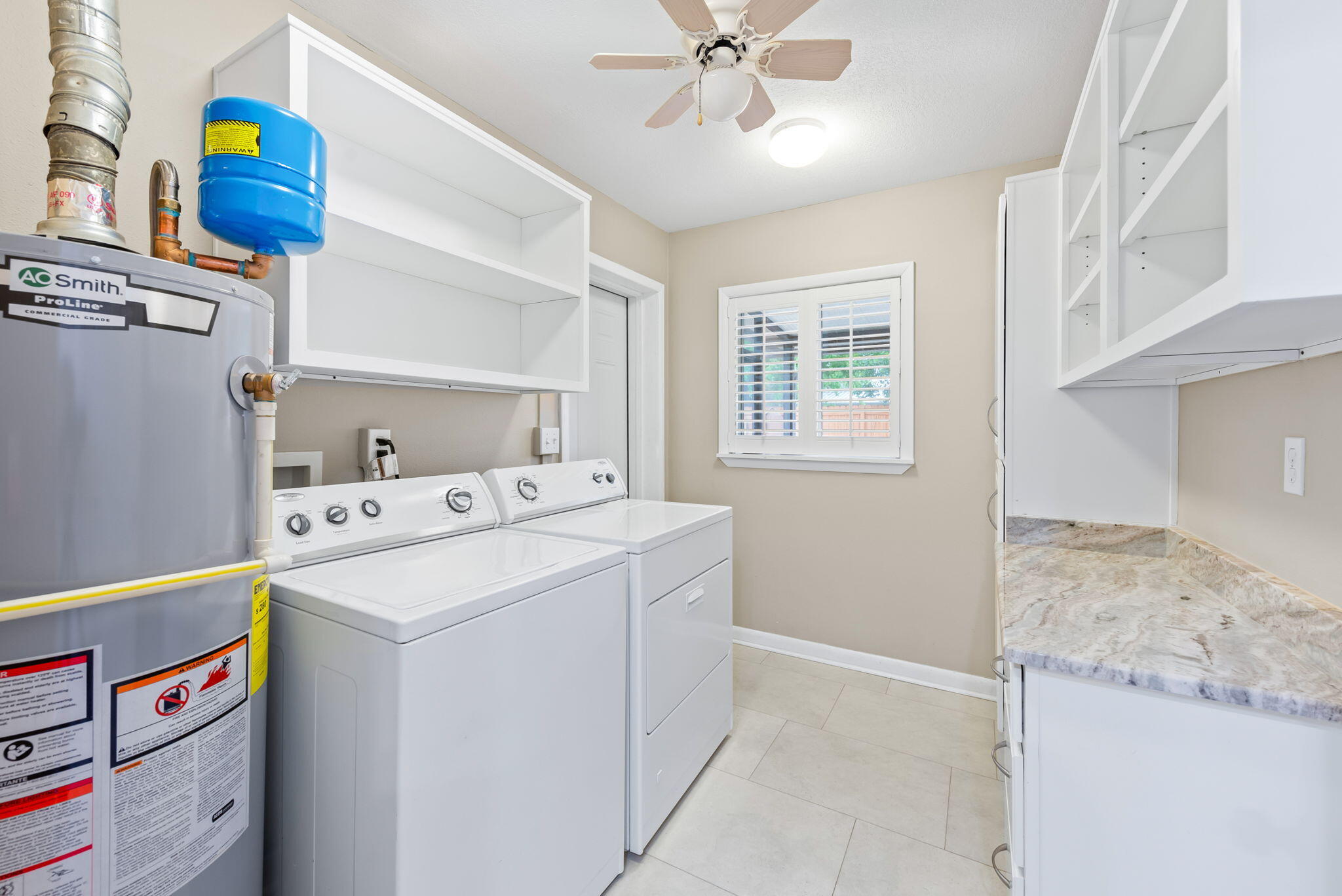 OAK TREE PARK - Residential