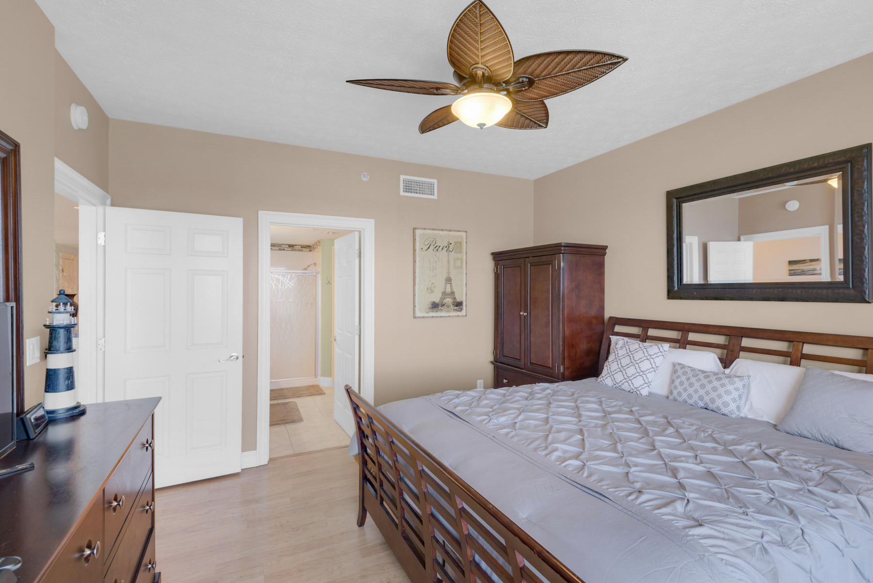 TREASURE ISLAND RESORT - Residential