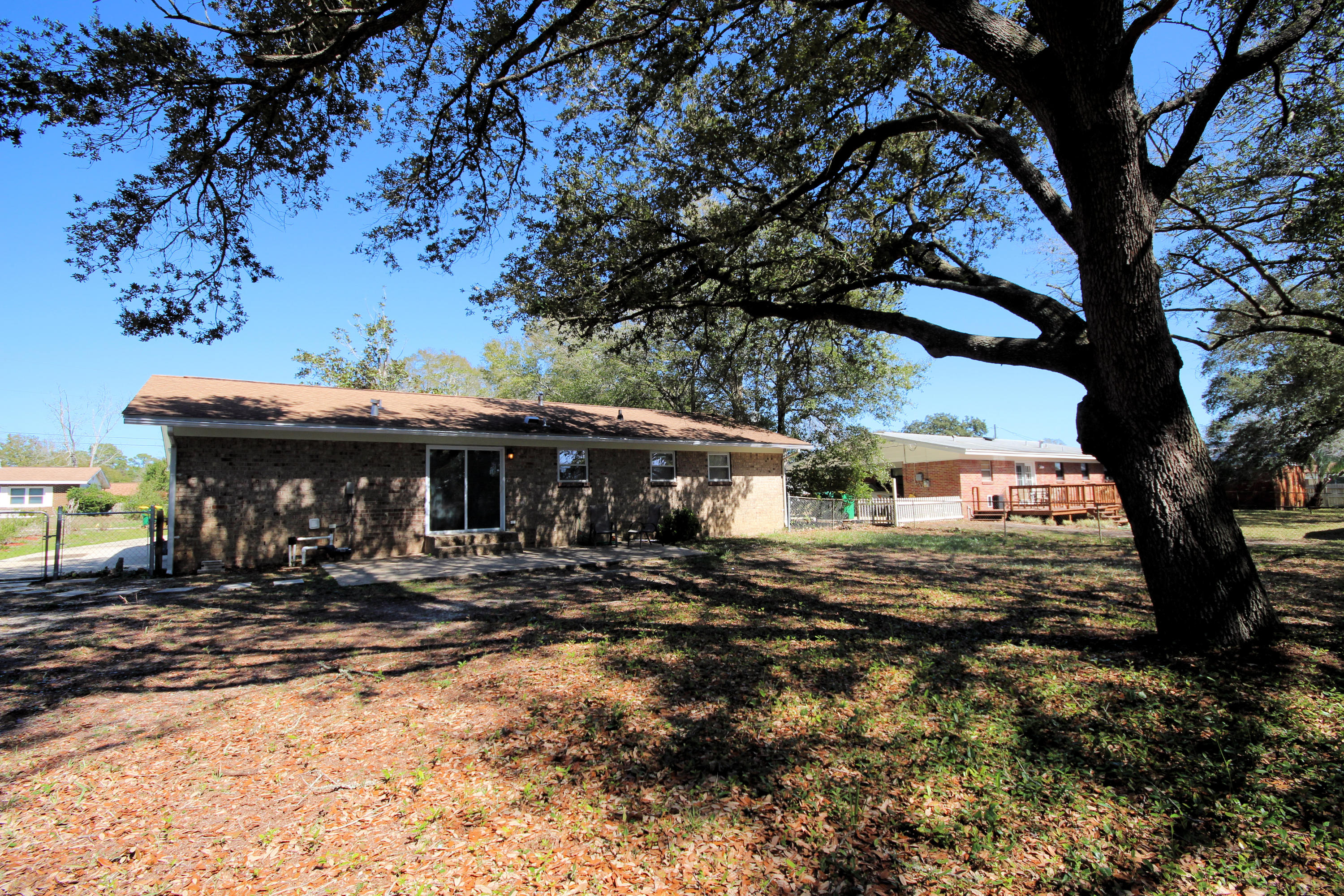 MARY ESTHER HEIGHTS - Residential