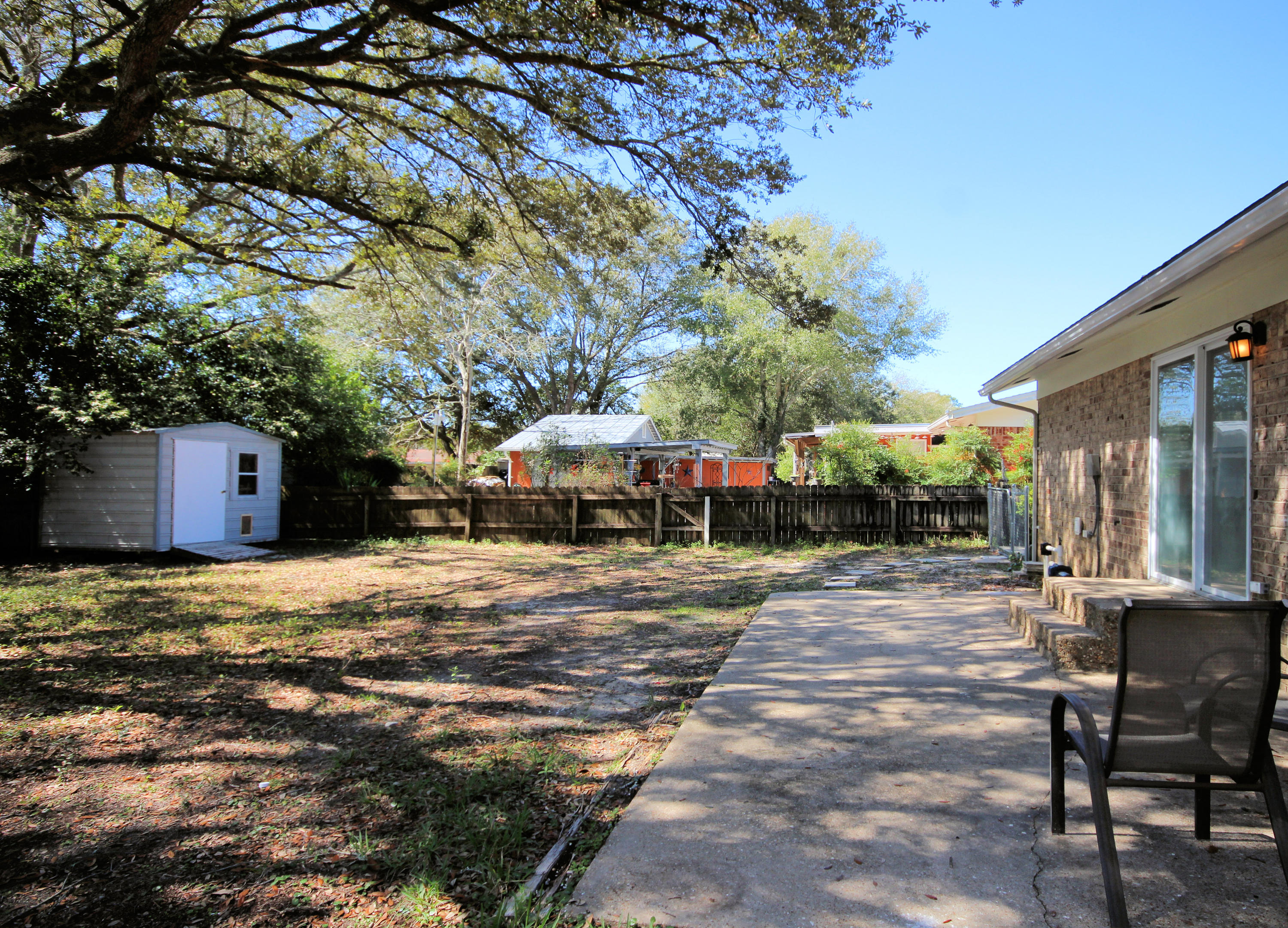 MARY ESTHER HEIGHTS - Residential