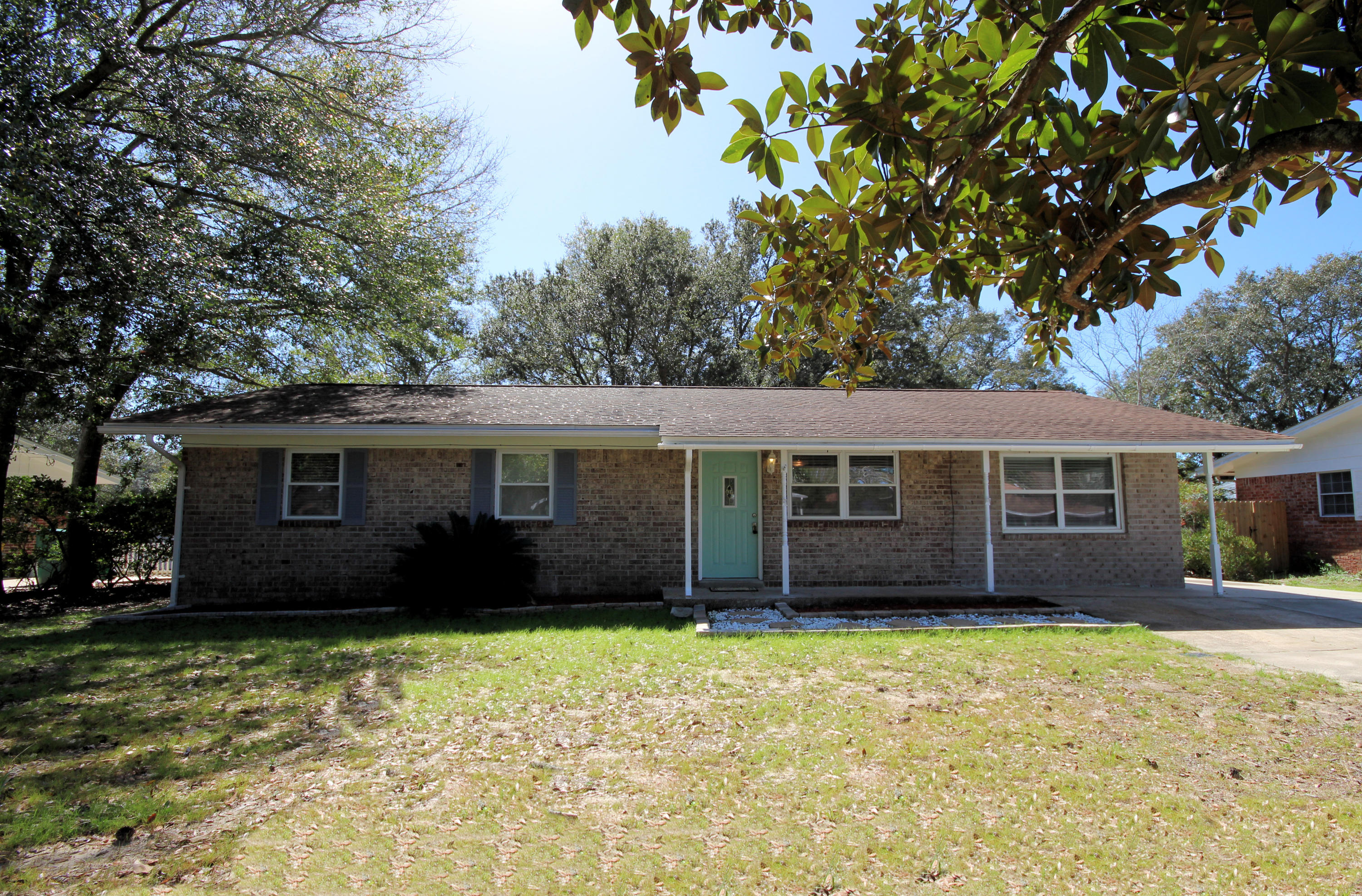 MARY ESTHER HEIGHTS - Residential