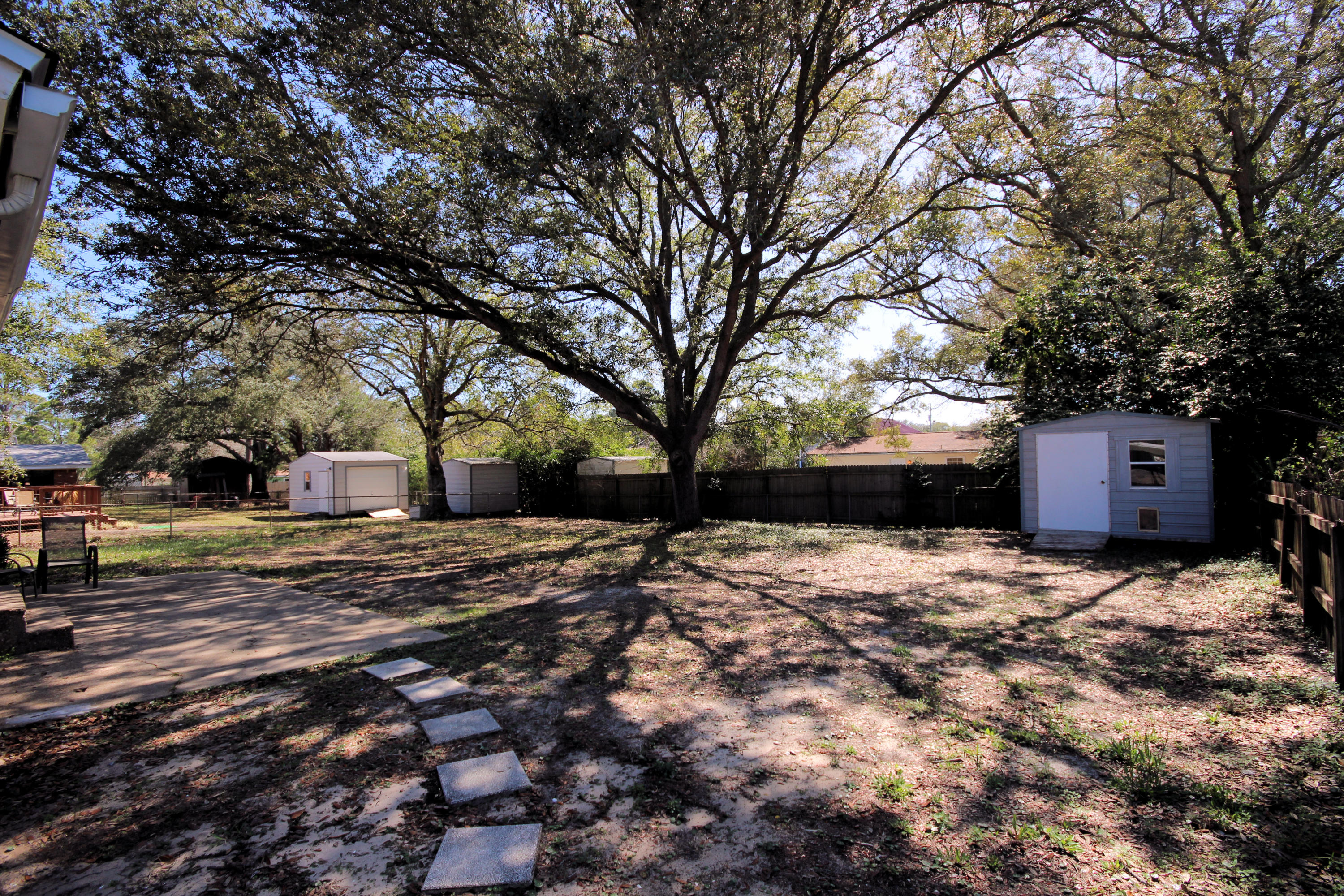 MARY ESTHER HEIGHTS - Residential