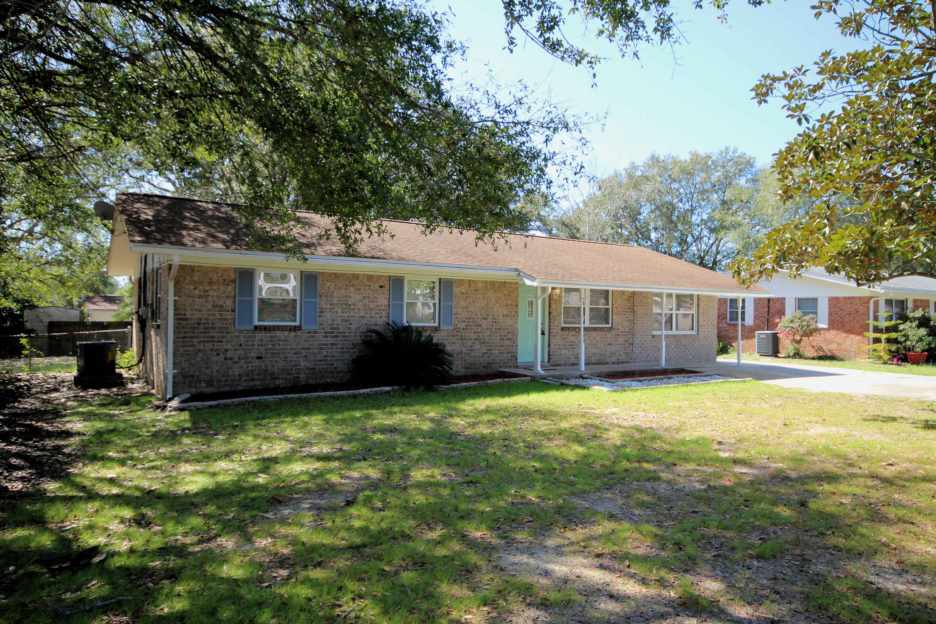MARY ESTHER HEIGHTS - Residential