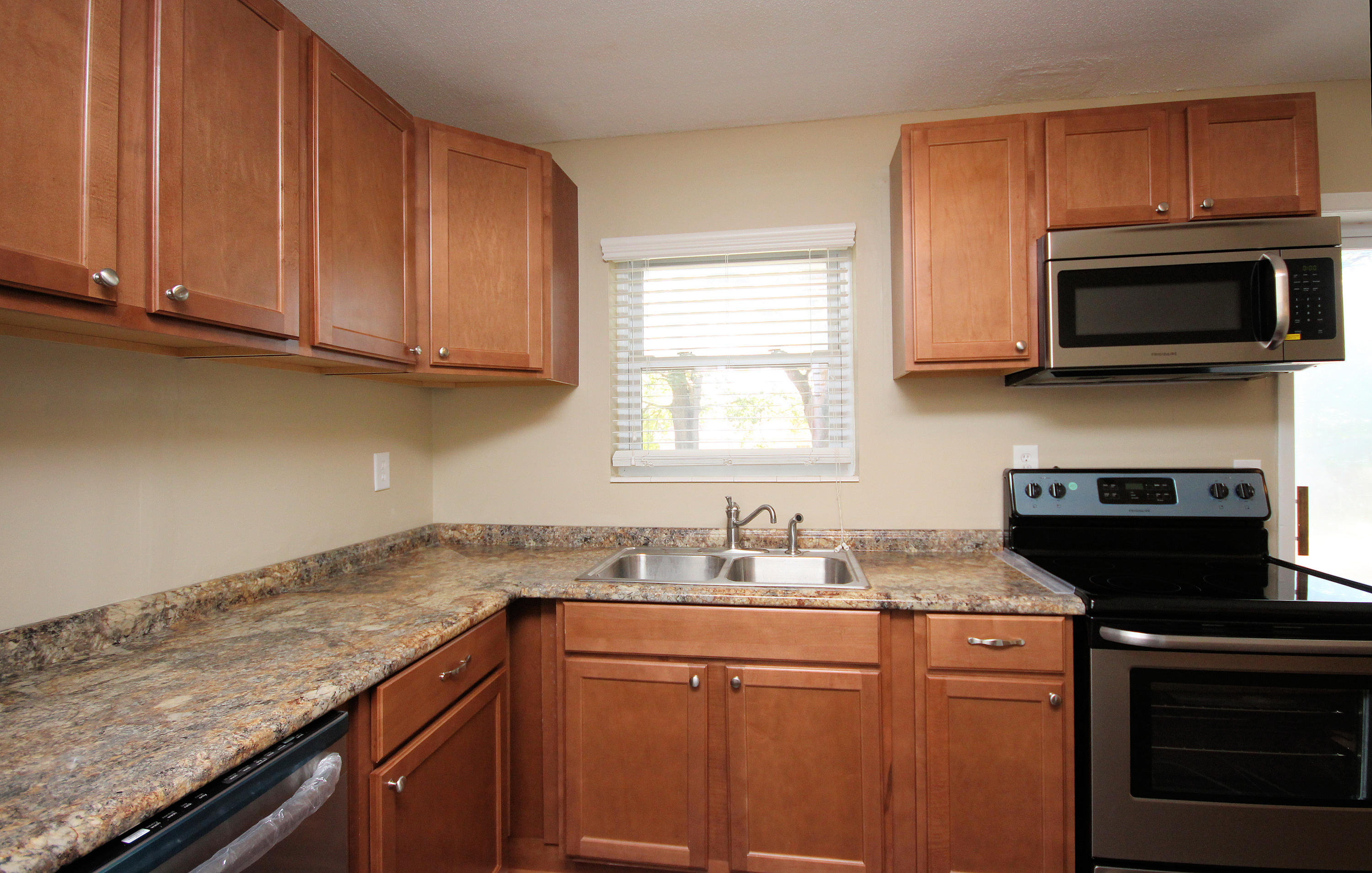 MARY ESTHER HEIGHTS - Residential