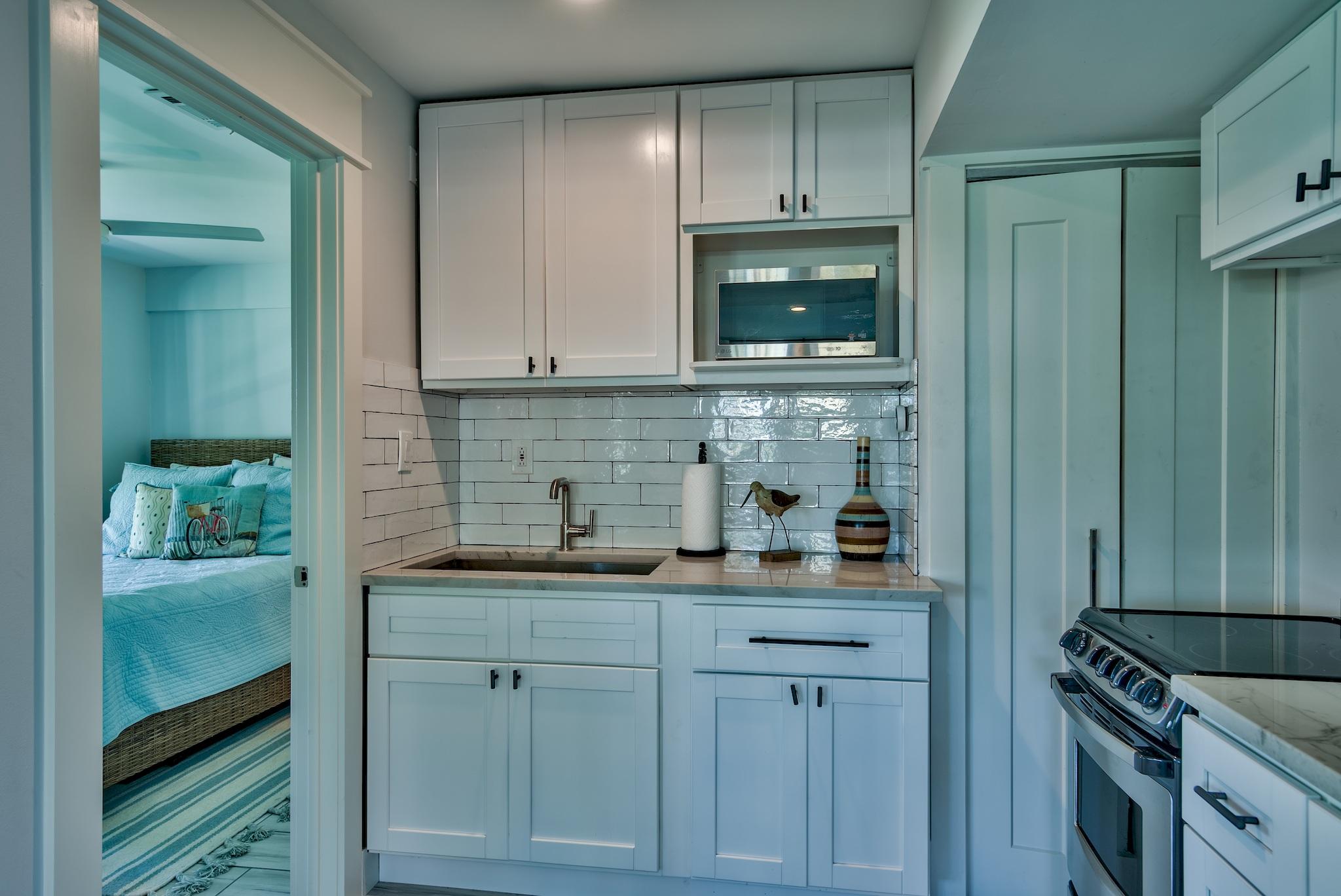 EASTERN LAKE S/D - Residential