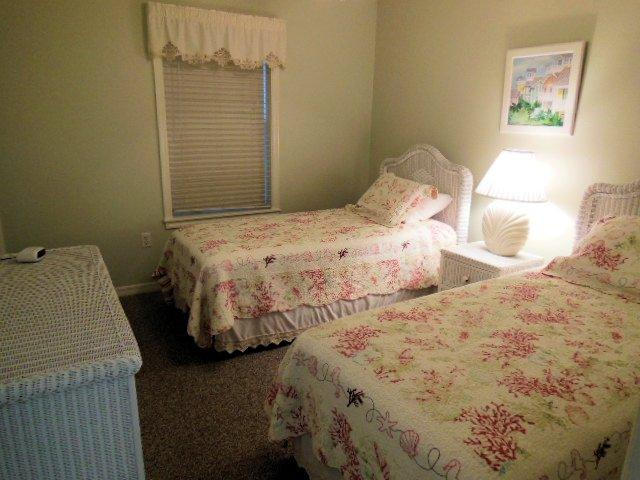 BEACHSIDE VILLAS CONDO - Residential