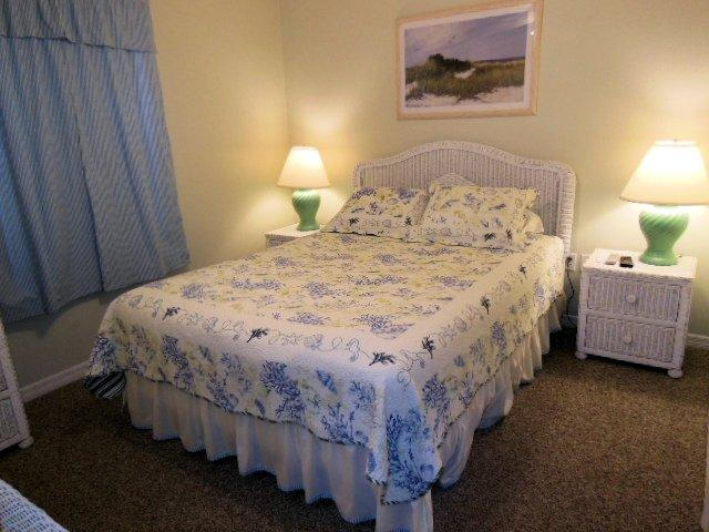 BEACHSIDE VILLAS CONDO - Residential