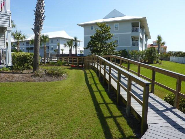 BEACHSIDE VILLAS CONDO - Residential