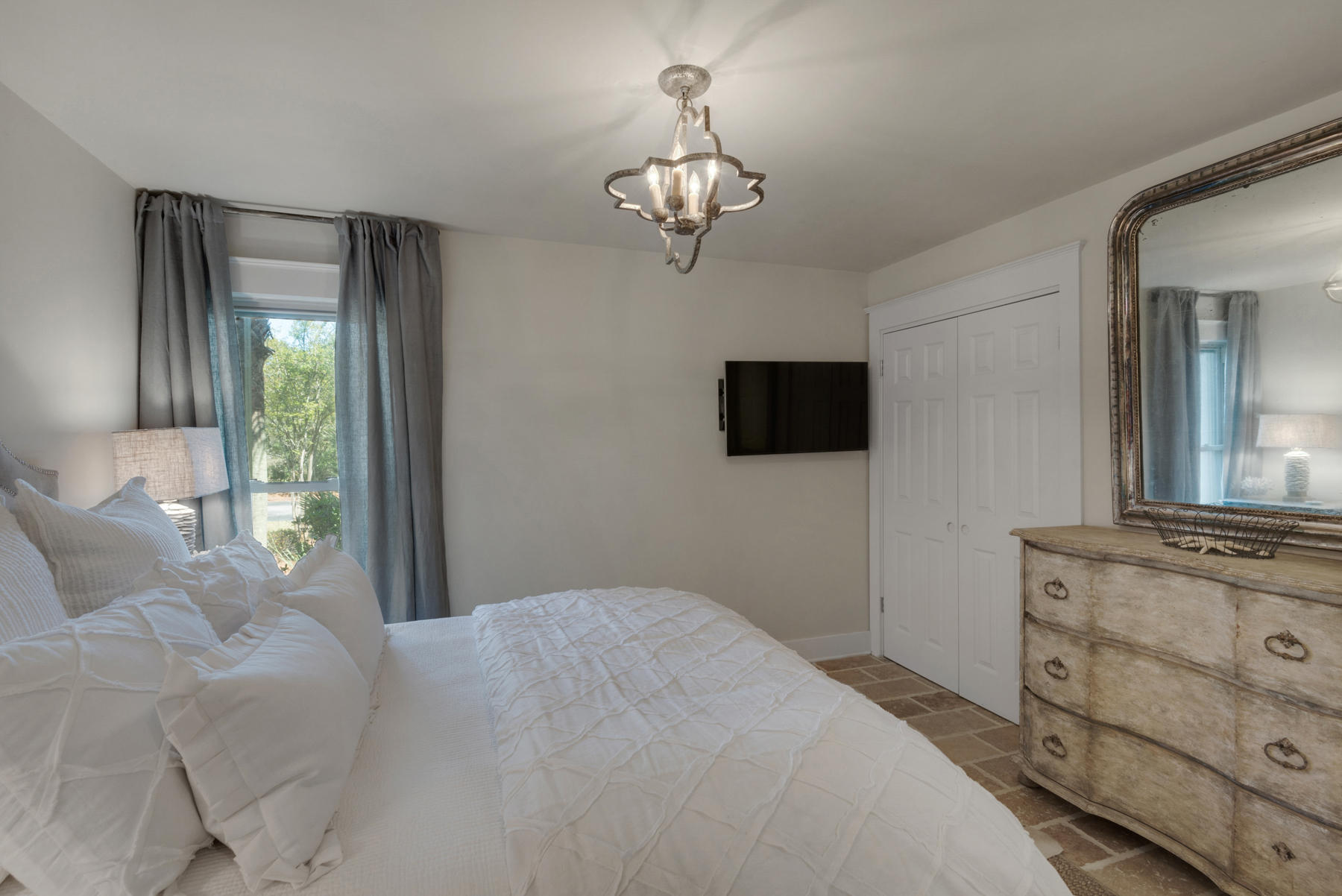 INLET DUNES CONDO PH 2 - Residential