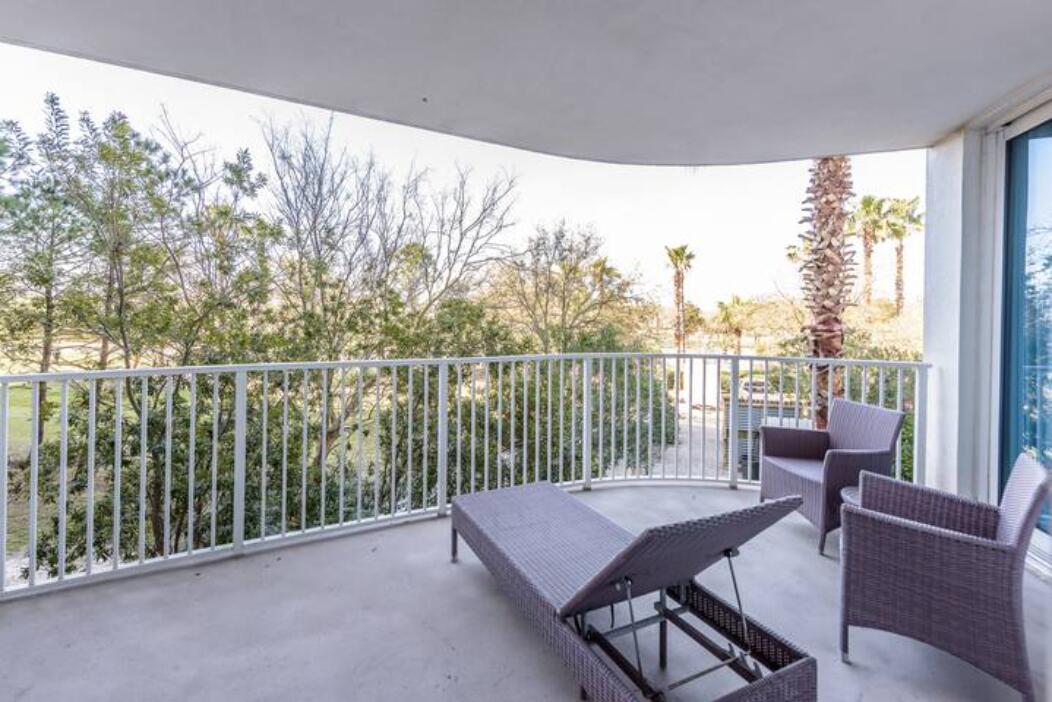 THE PALMS OF DESTIN - Residential
