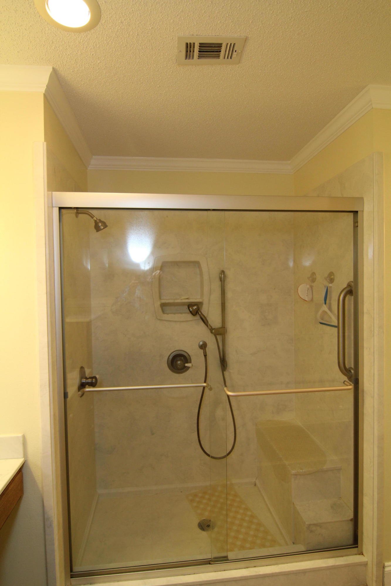 COLONY ESTATES 3RD ADDN - Residential