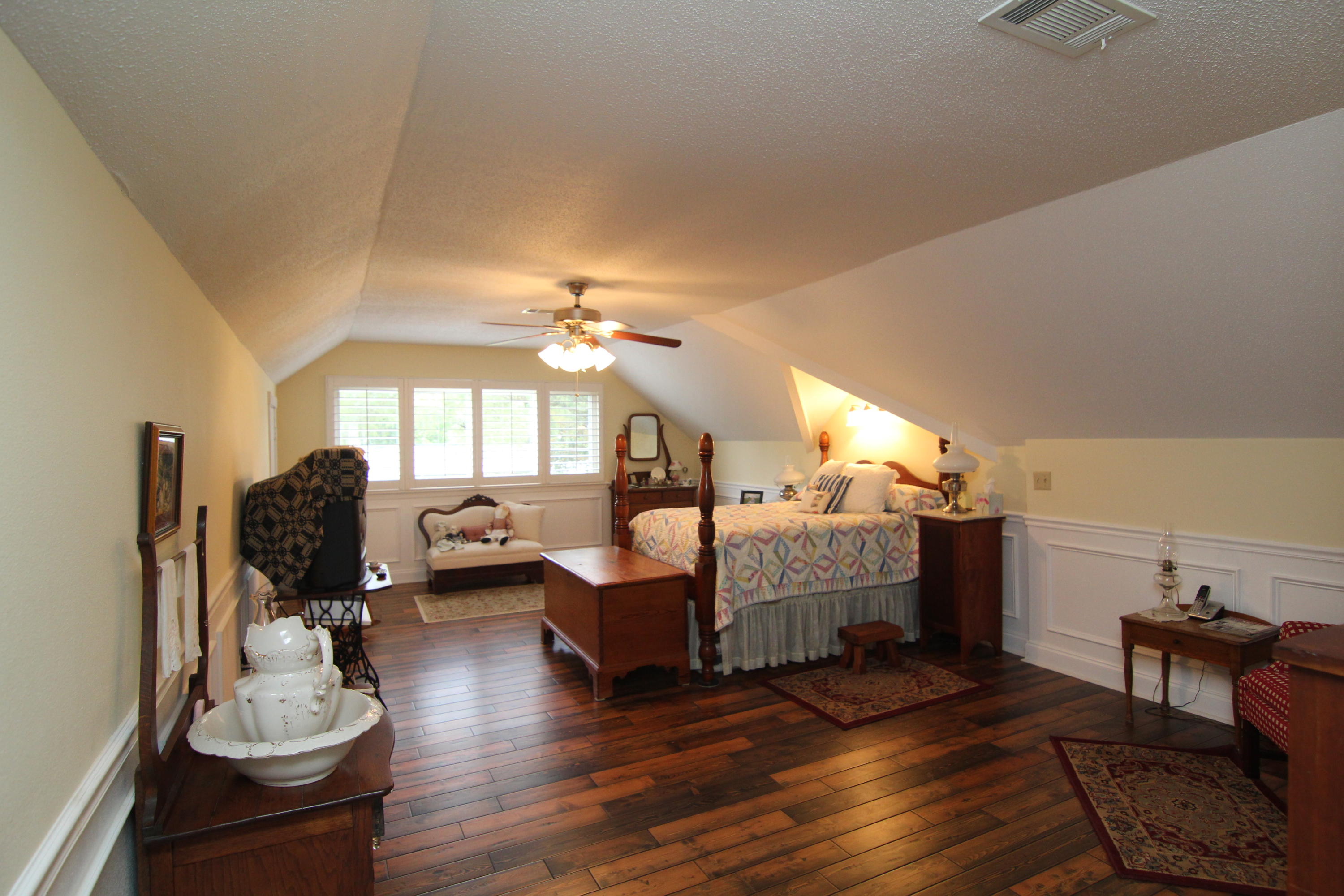 COLONY ESTATES 3RD ADDN - Residential