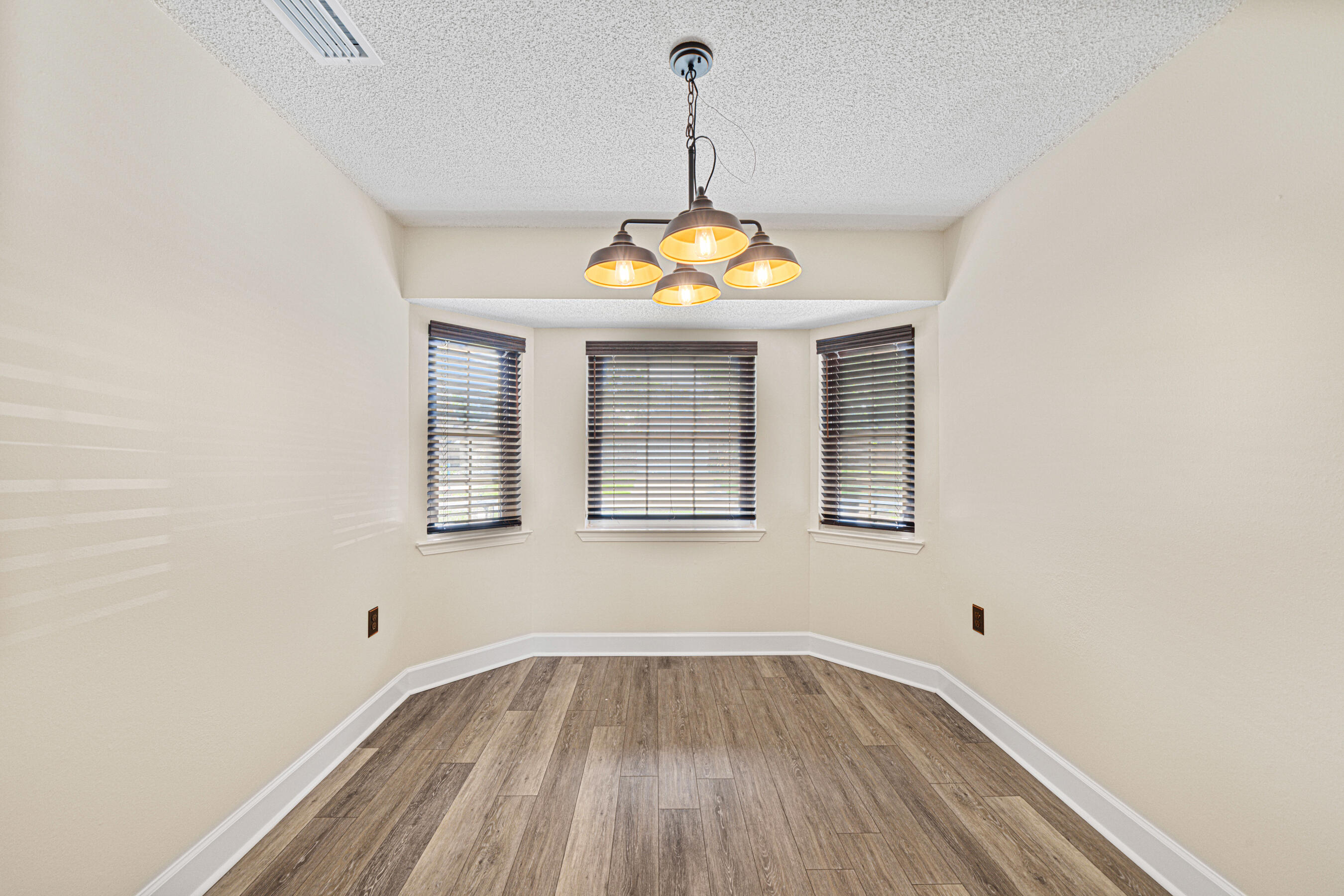 QUAIL RUN - Residential