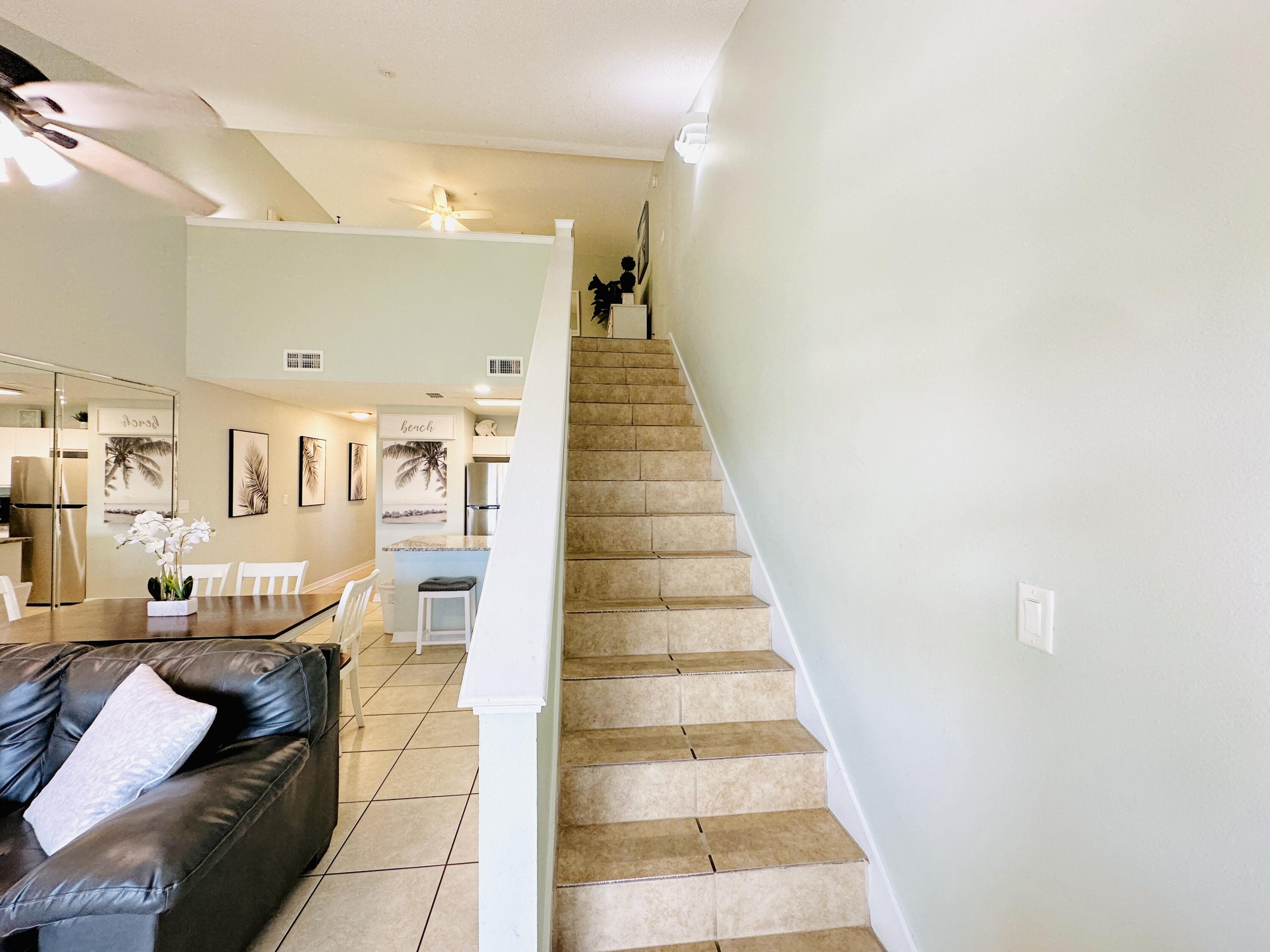 MARAVILLA CONDO 2 - Residential