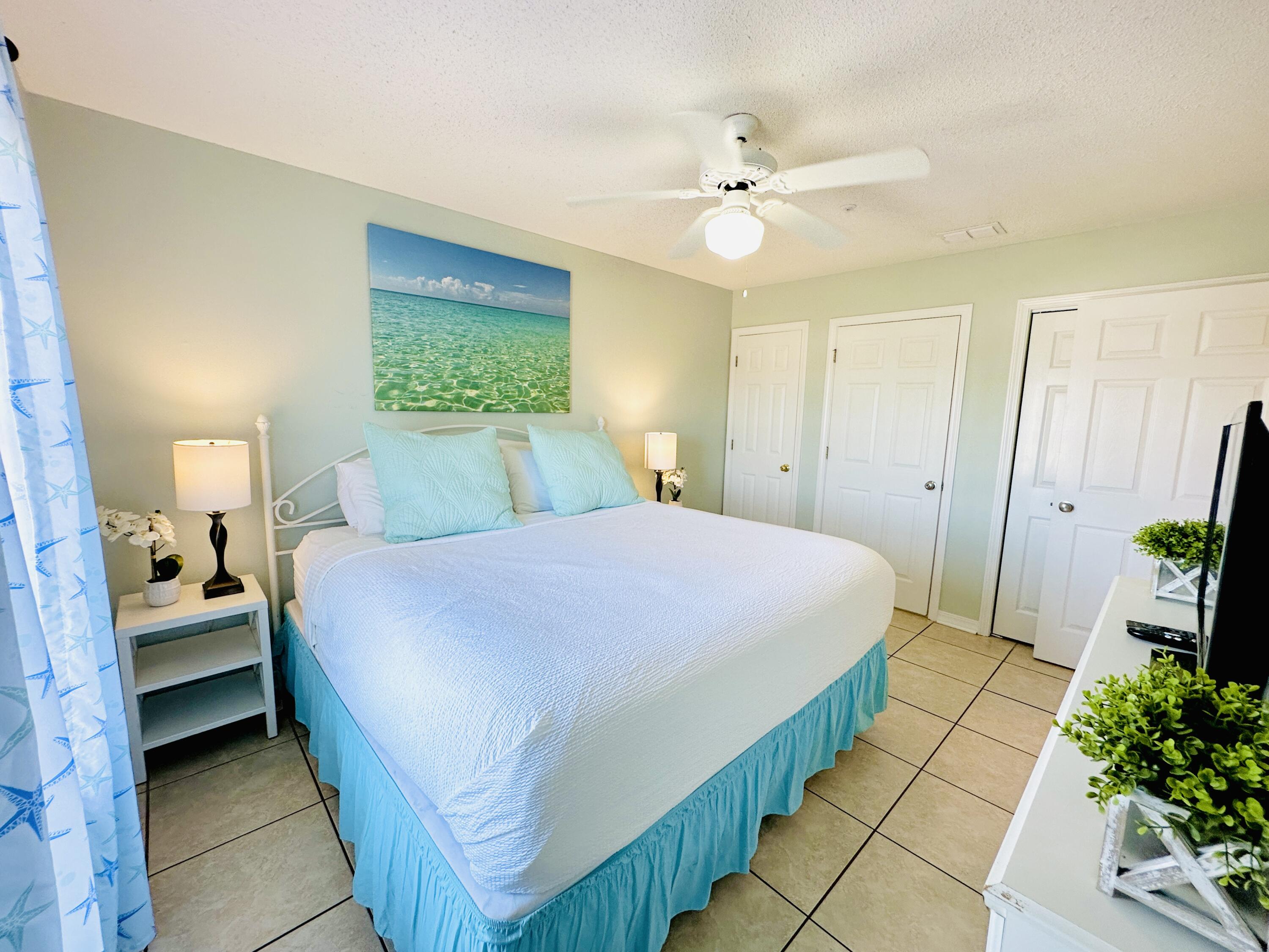 MARAVILLA CONDO 2 - Residential