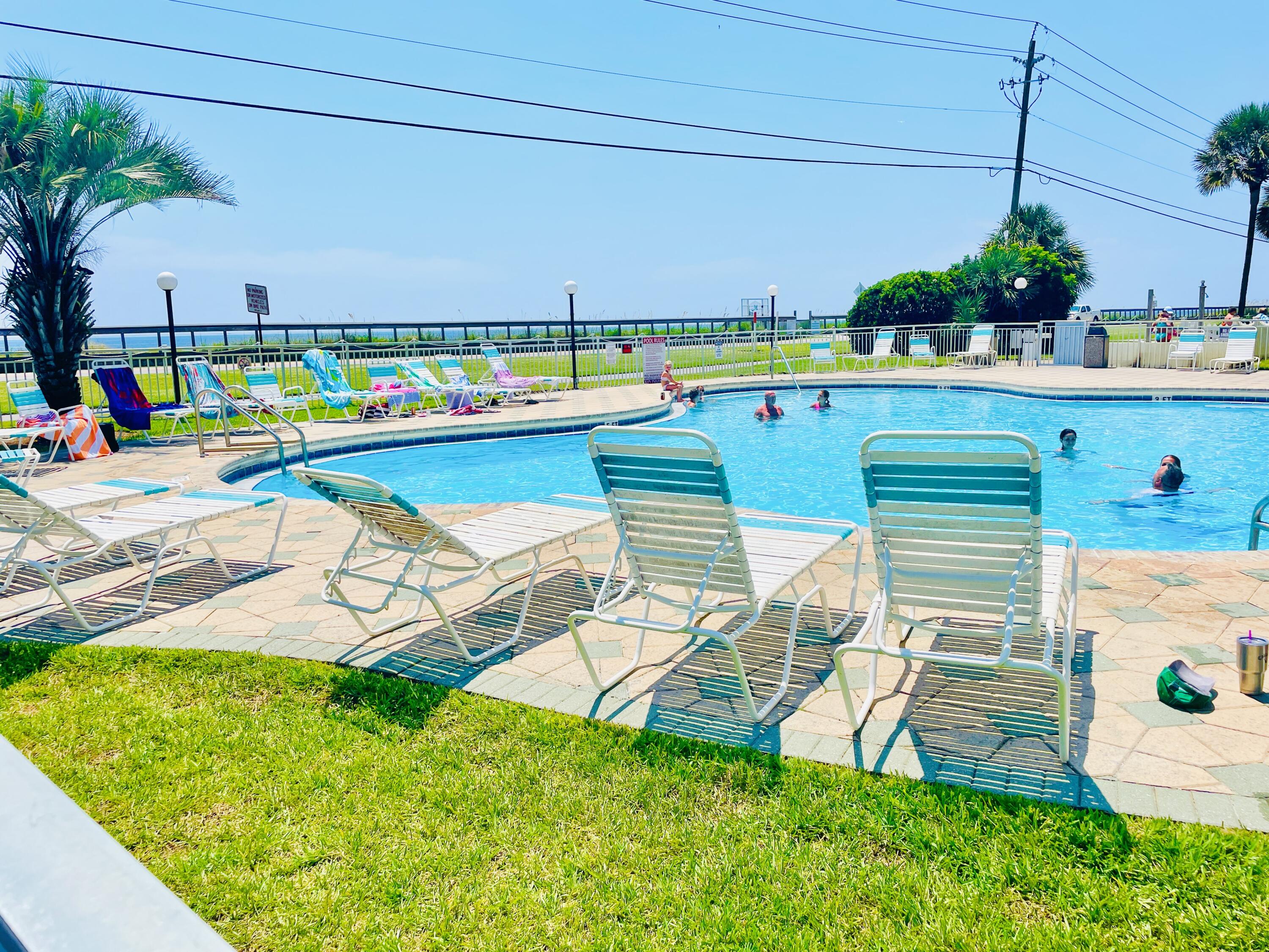 MARAVILLA CONDO 2 - Residential