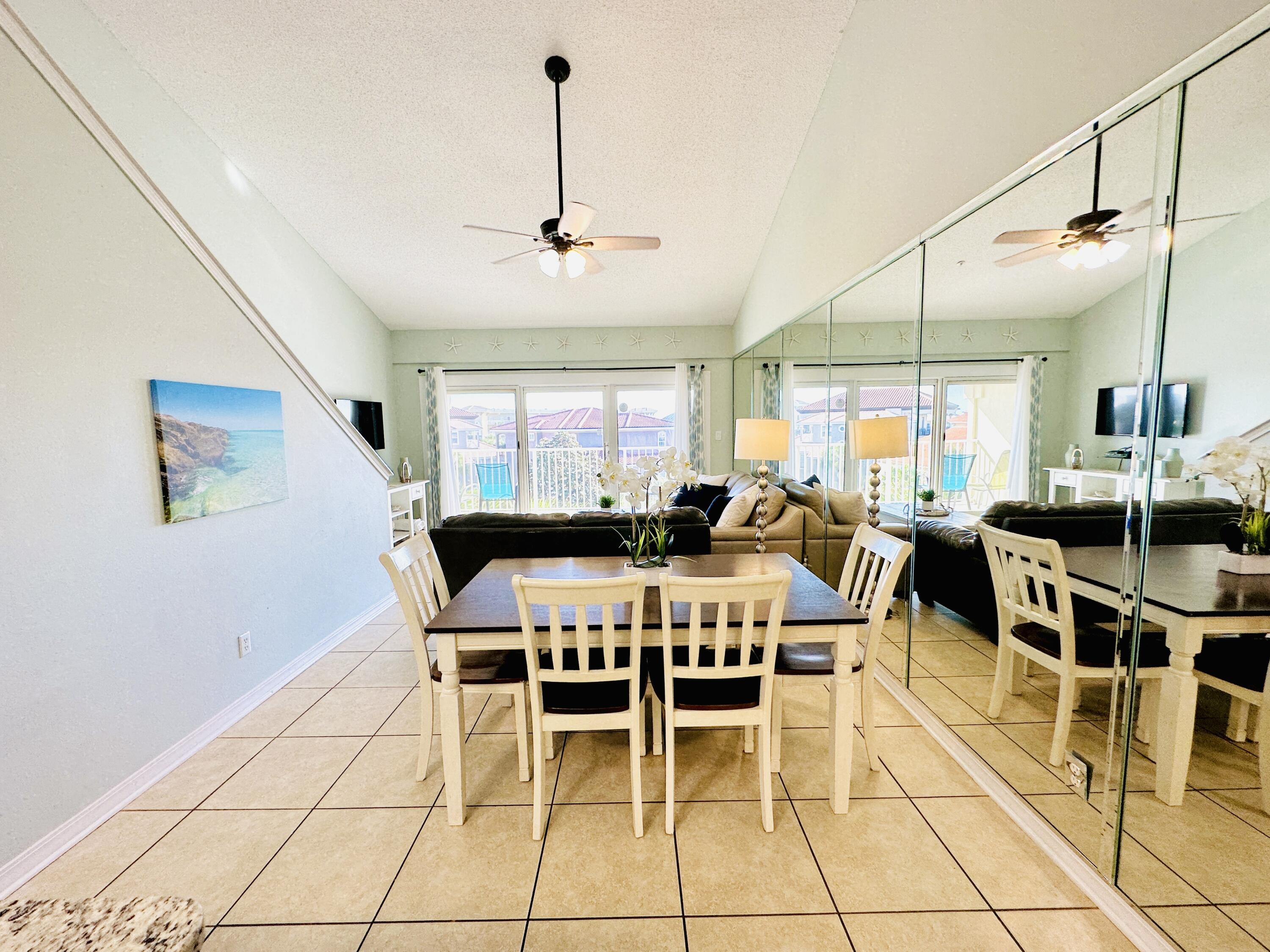 MARAVILLA CONDO 2 - Residential