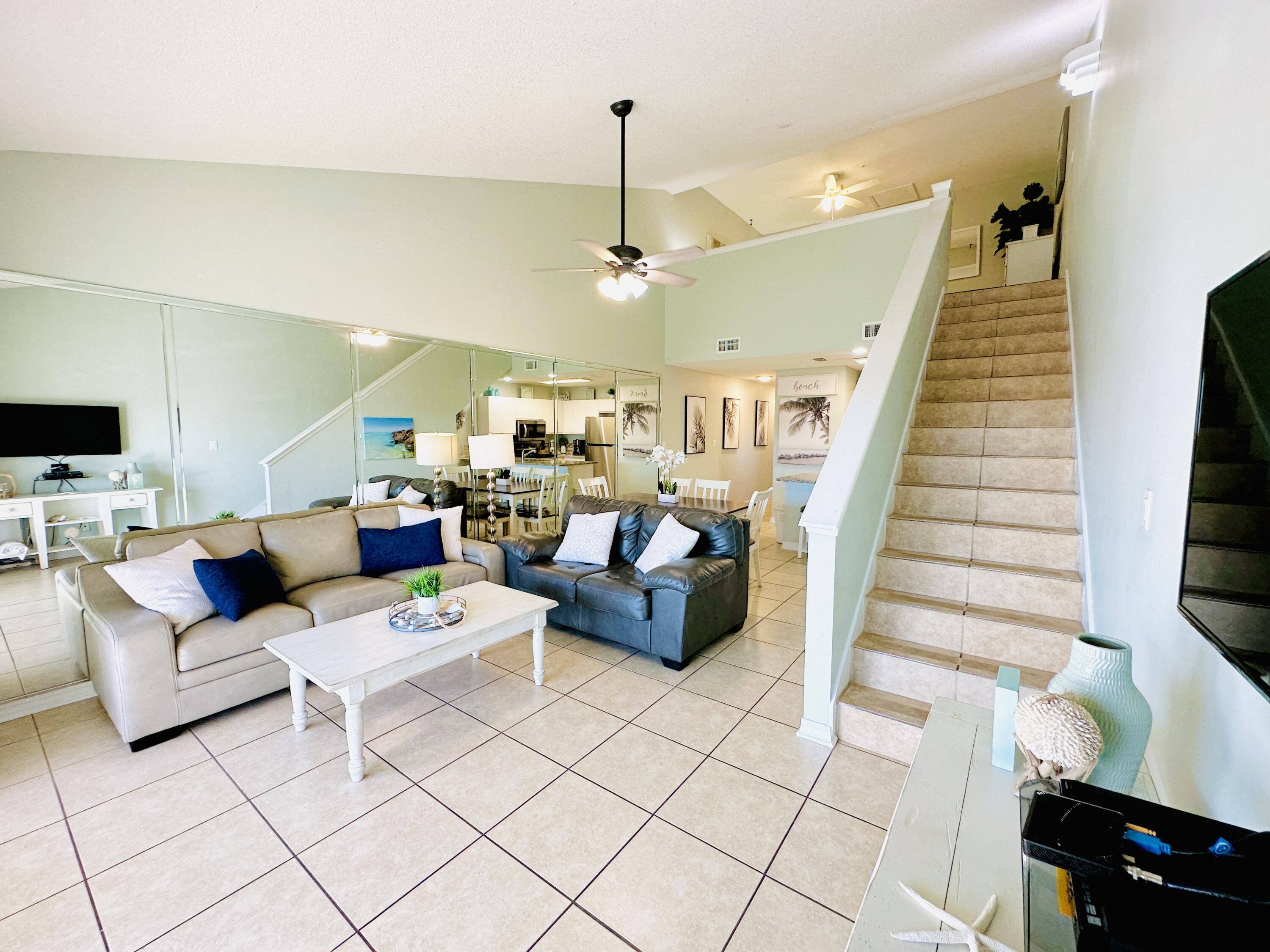 MARAVILLA CONDO 2 - Residential