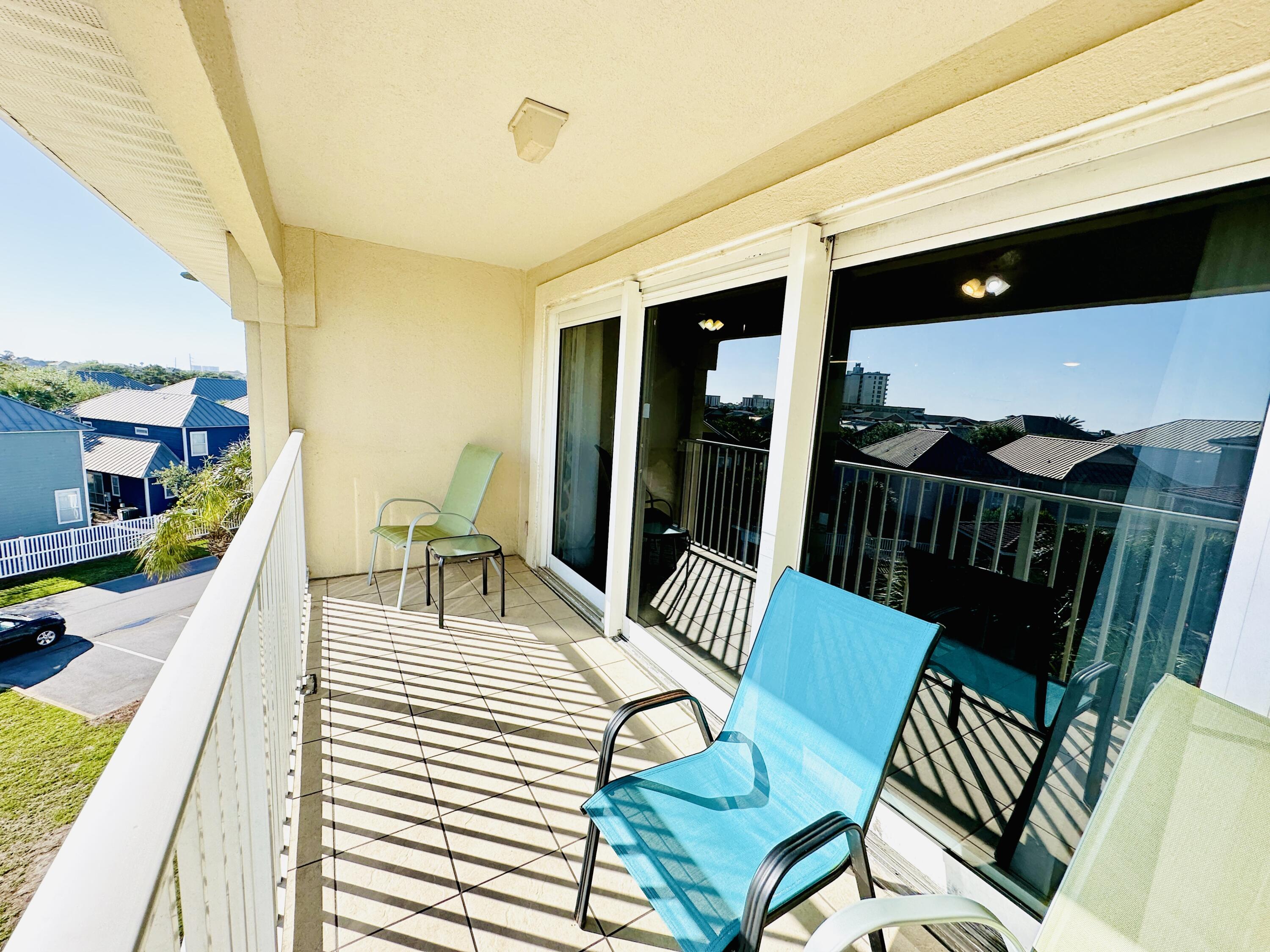 MARAVILLA CONDO 2 - Residential