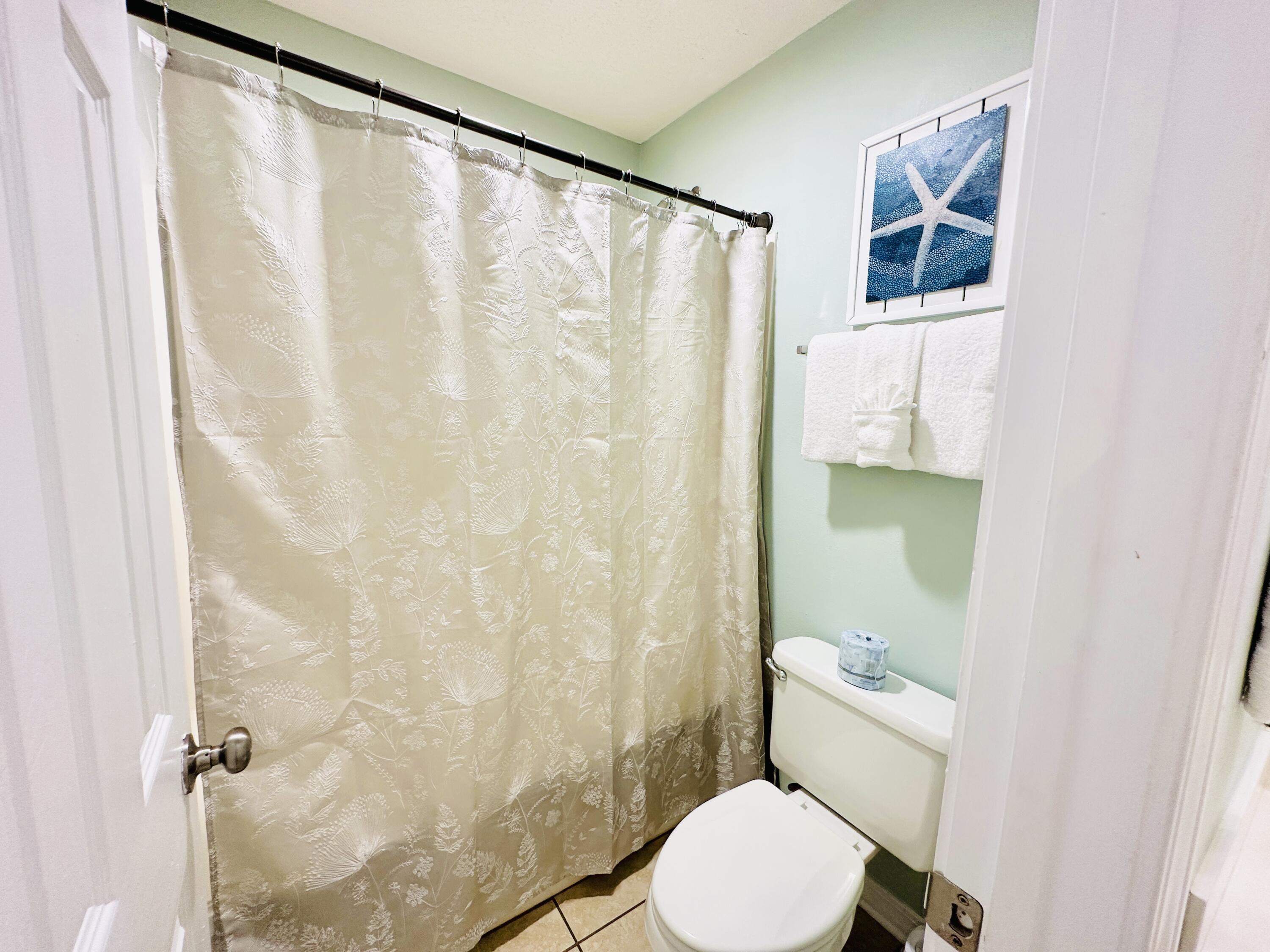 MARAVILLA CONDO 2 - Residential