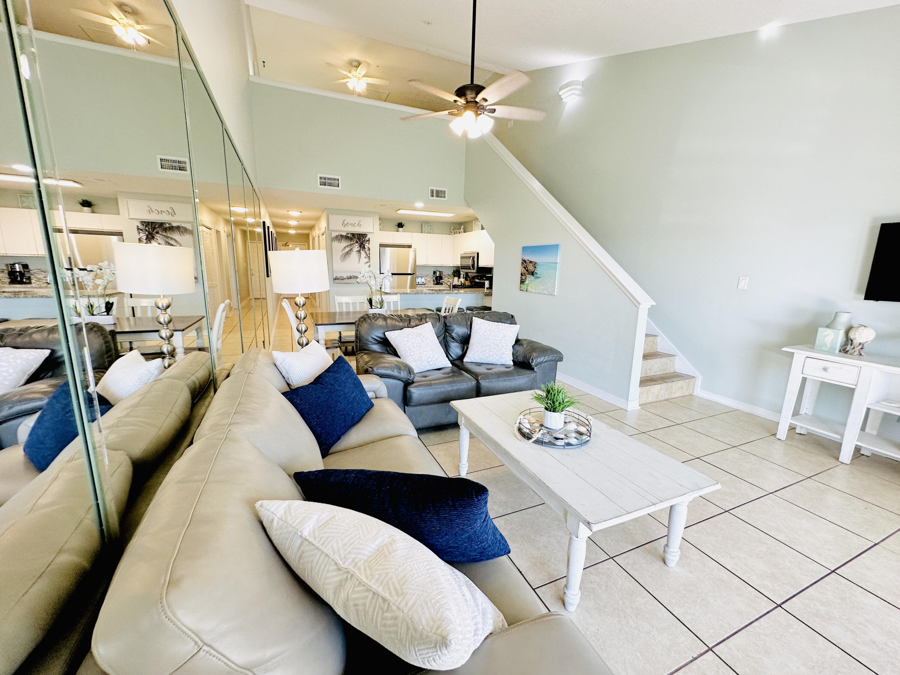 MARAVILLA CONDO 2 - Residential