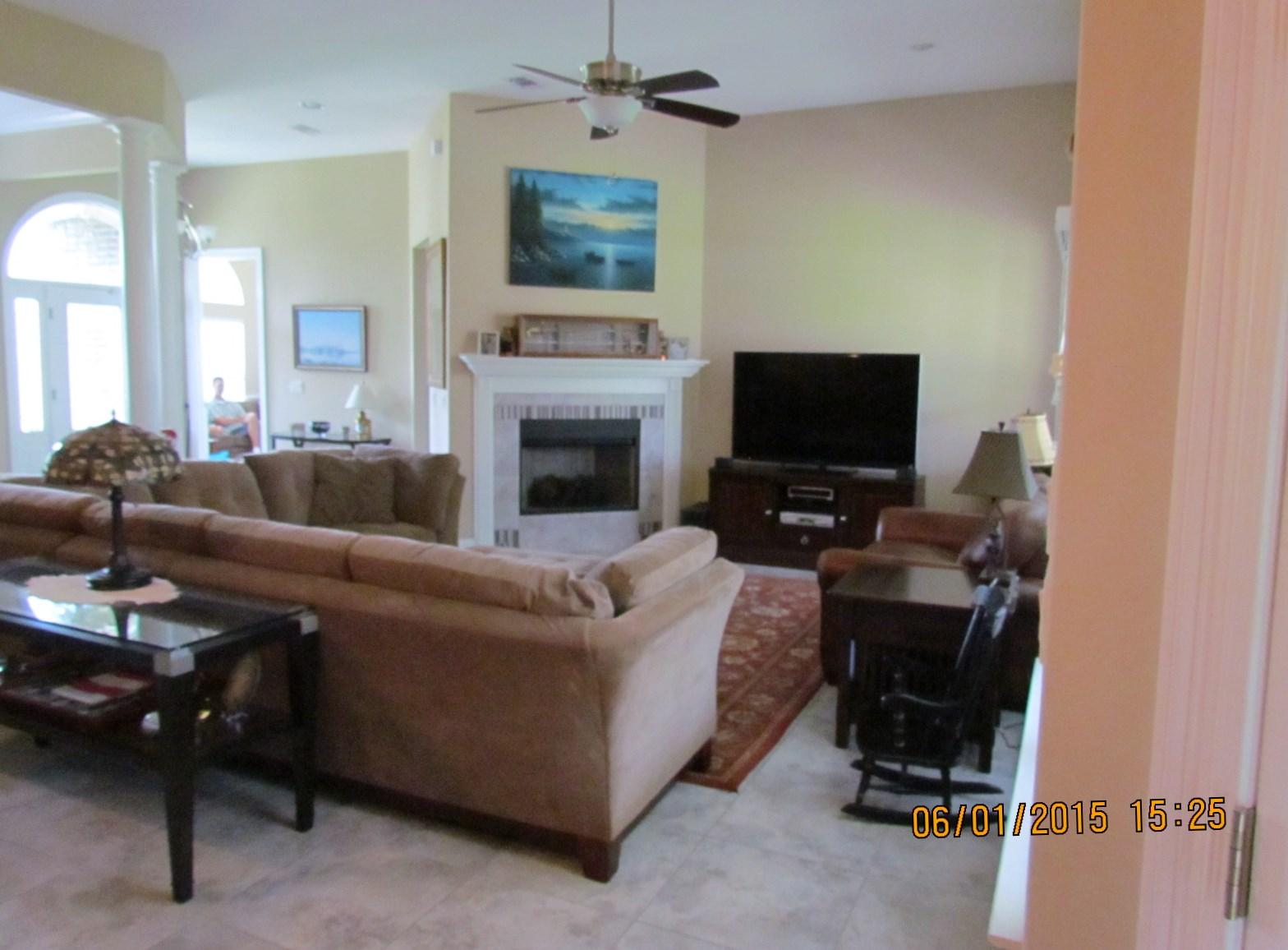 BAYSHORE PLACE PH 9 - Residential Lease