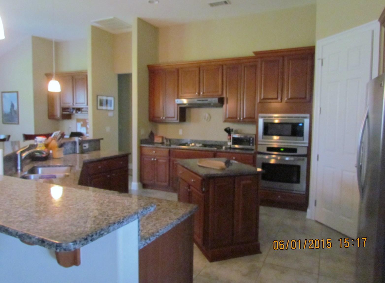 BAYSHORE PLACE PH 9 - Residential Lease