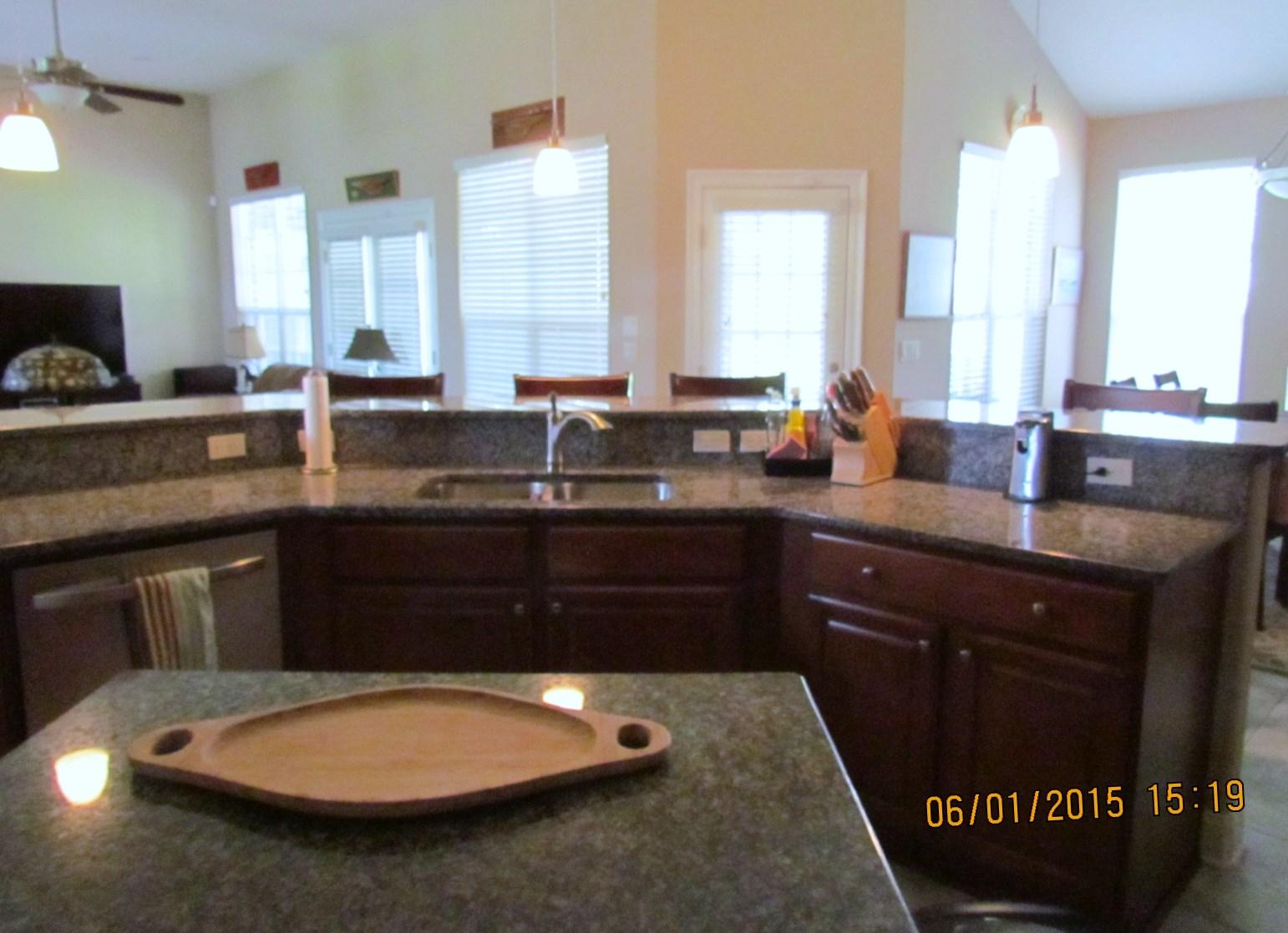 BAYSHORE PLACE PH 9 - Residential Lease