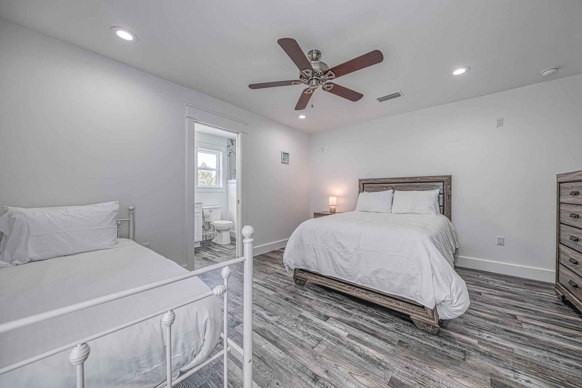 FRANGISTA BEACH 1ST ADDN - Residential