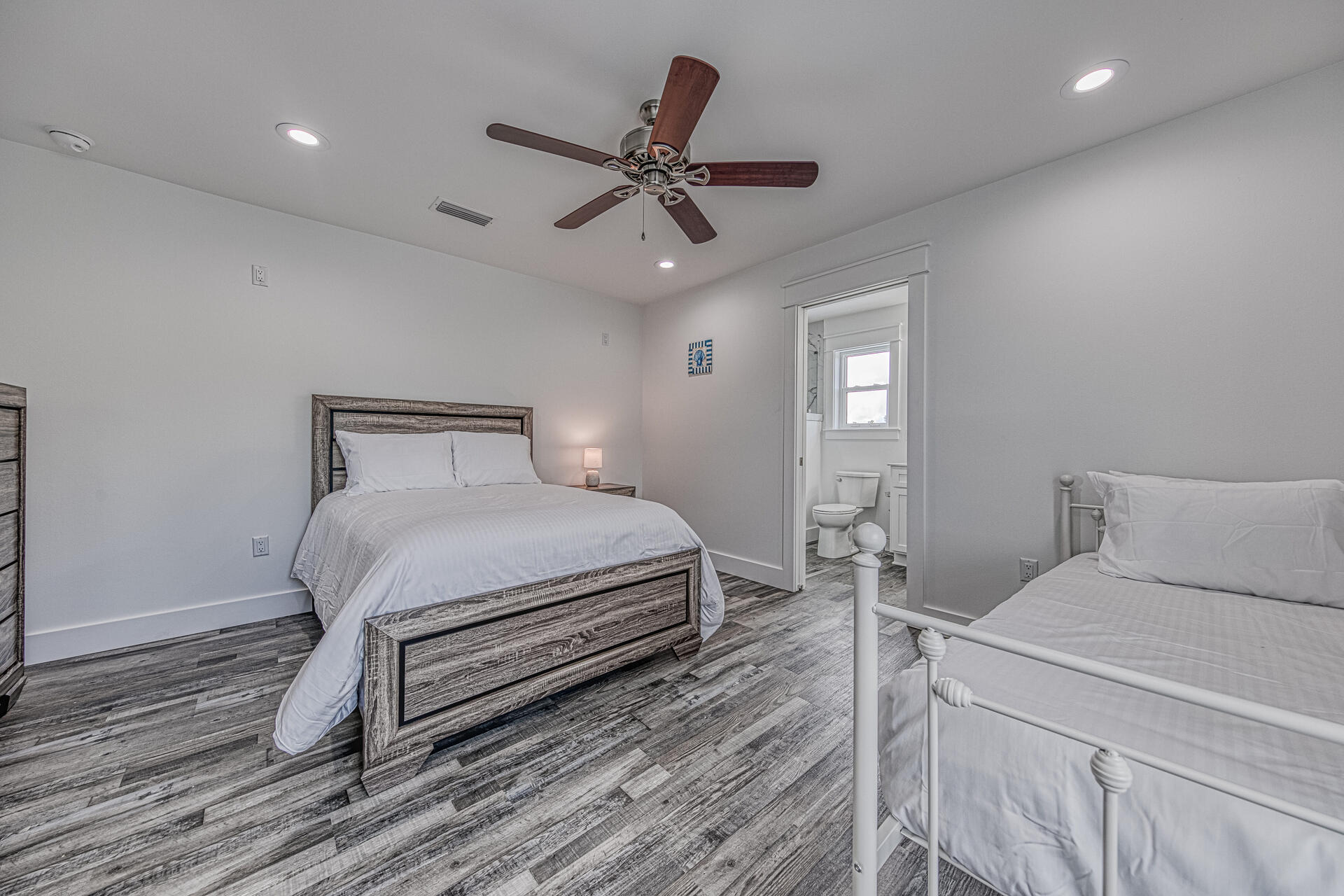 FRANGISTA BEACH 1ST ADDN - Residential