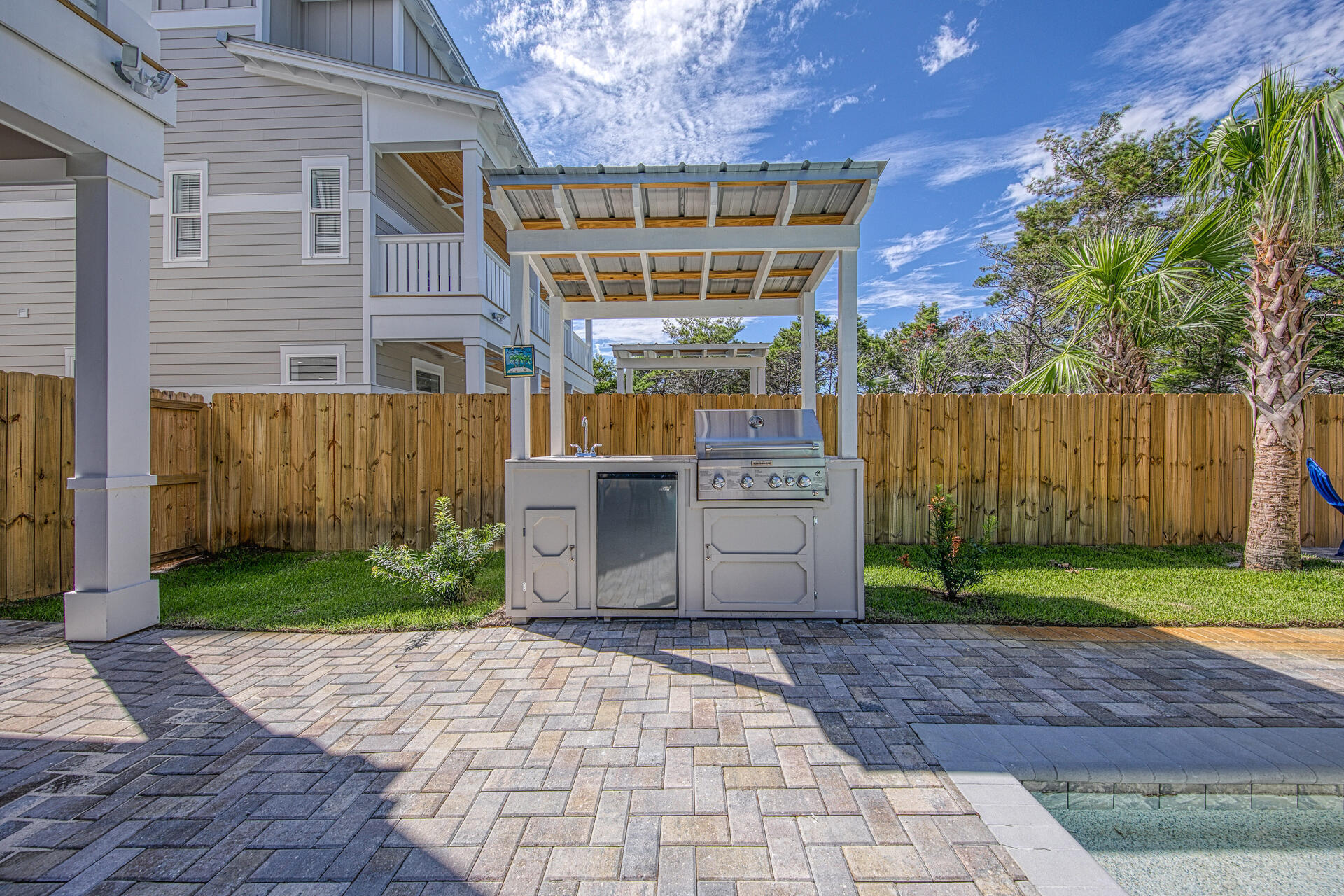 FRANGISTA BEACH 1ST ADDN - Residential