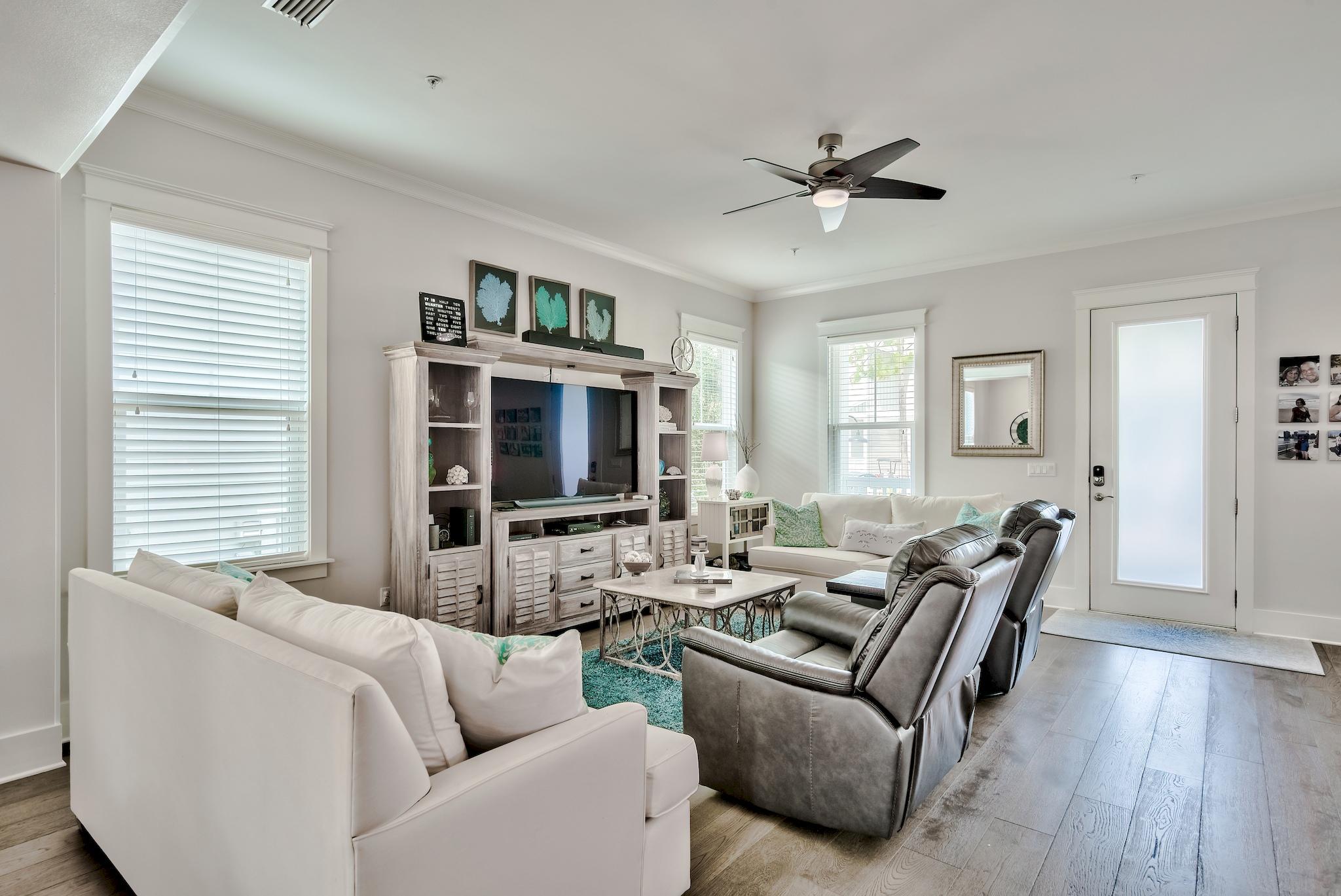 HIGHLAND PARKS - Residential