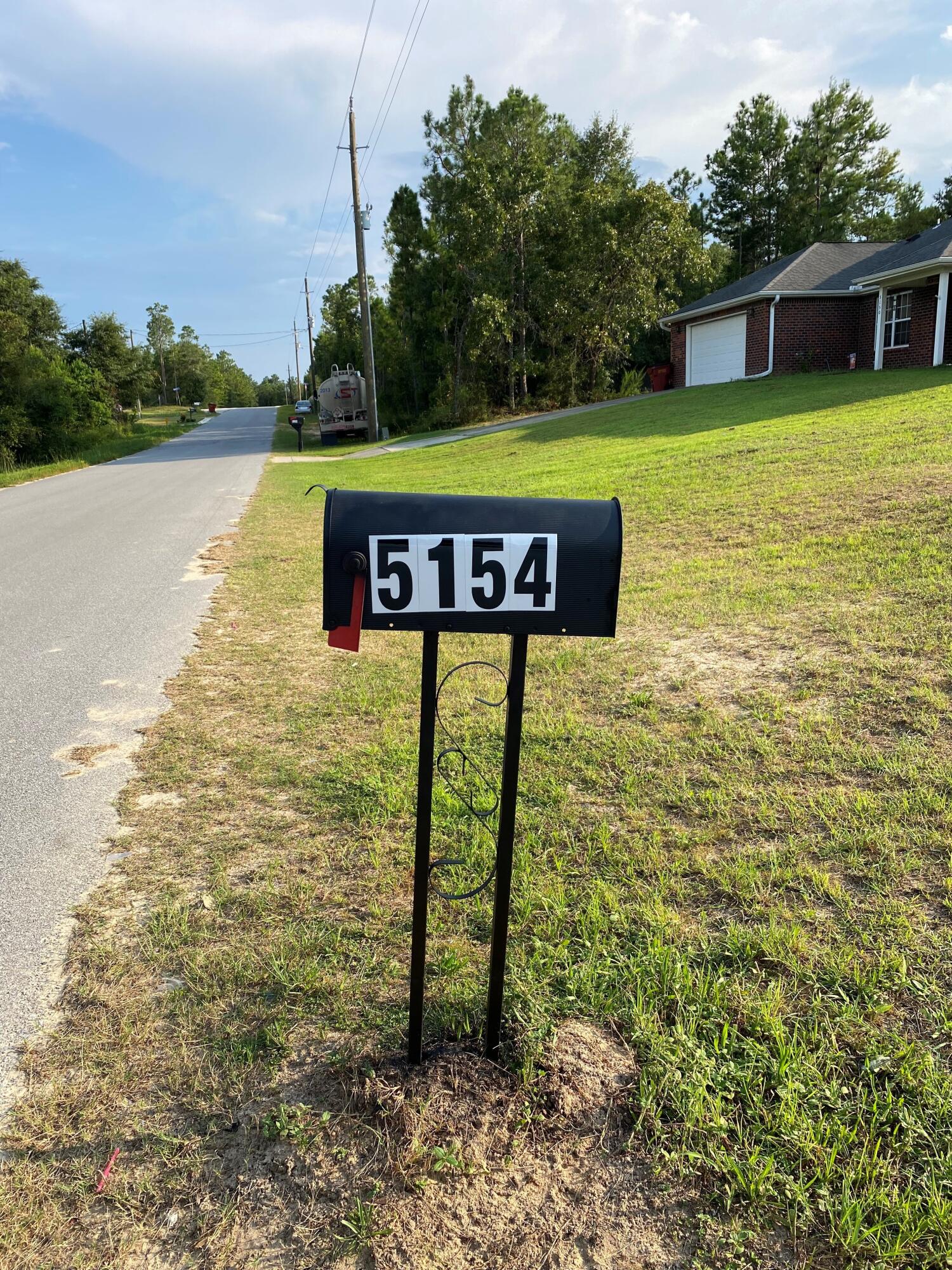 TRIPLE LAKES ESTATES - Residential