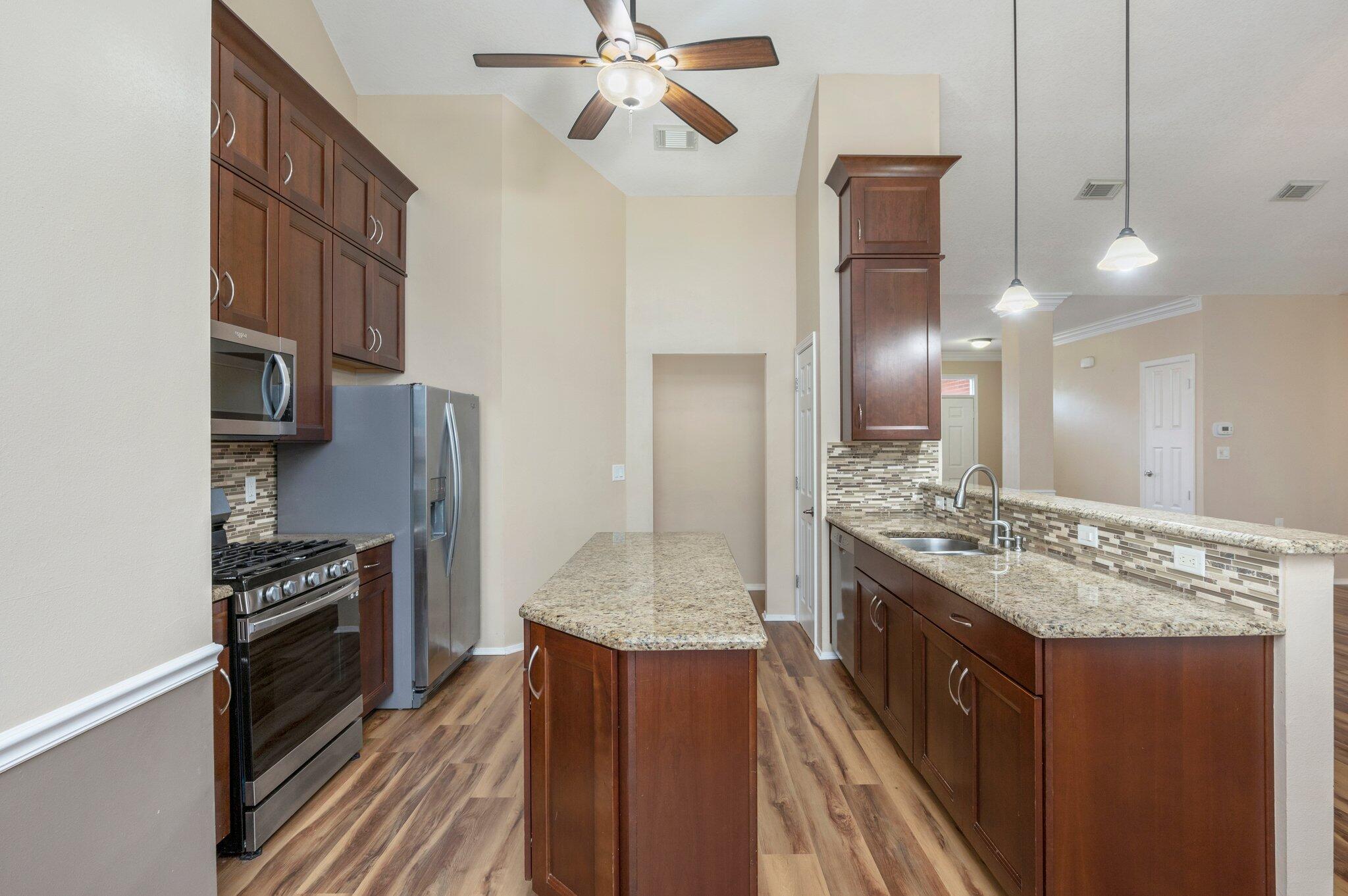PARKWOOD ESTATES PH 7 - Residential Lease