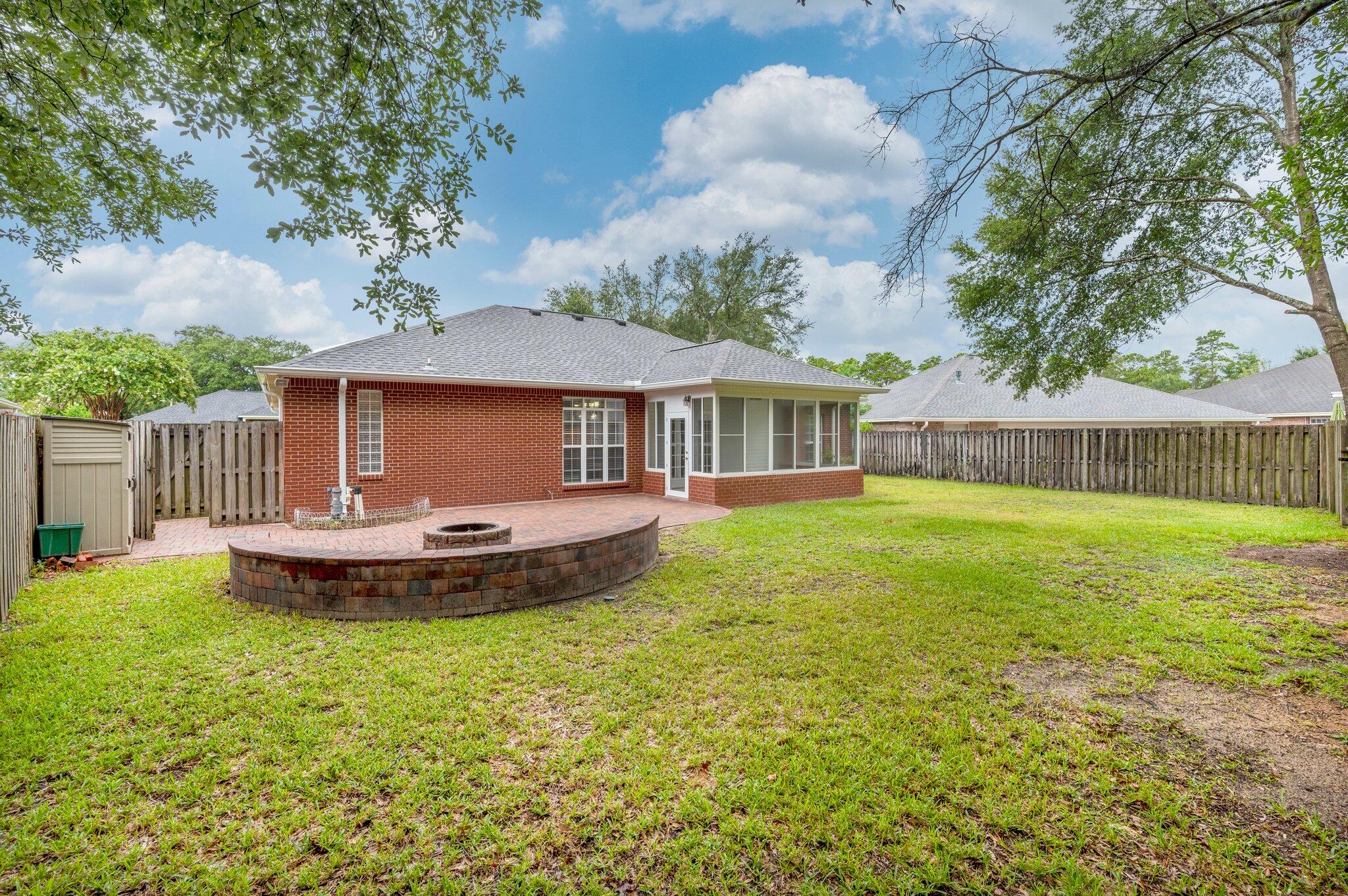 PARKWOOD ESTATES PH 7 - Residential Lease