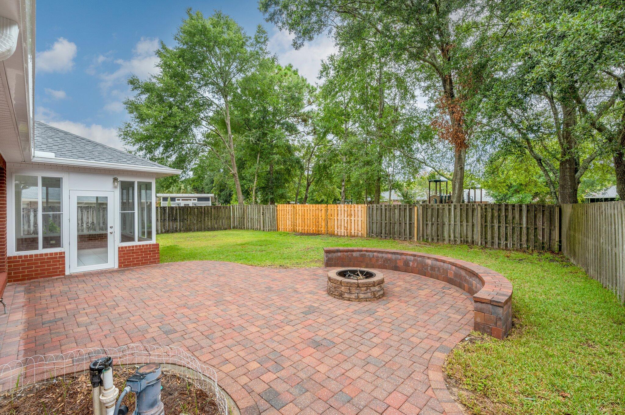 PARKWOOD ESTATES PH 7 - Residential Lease