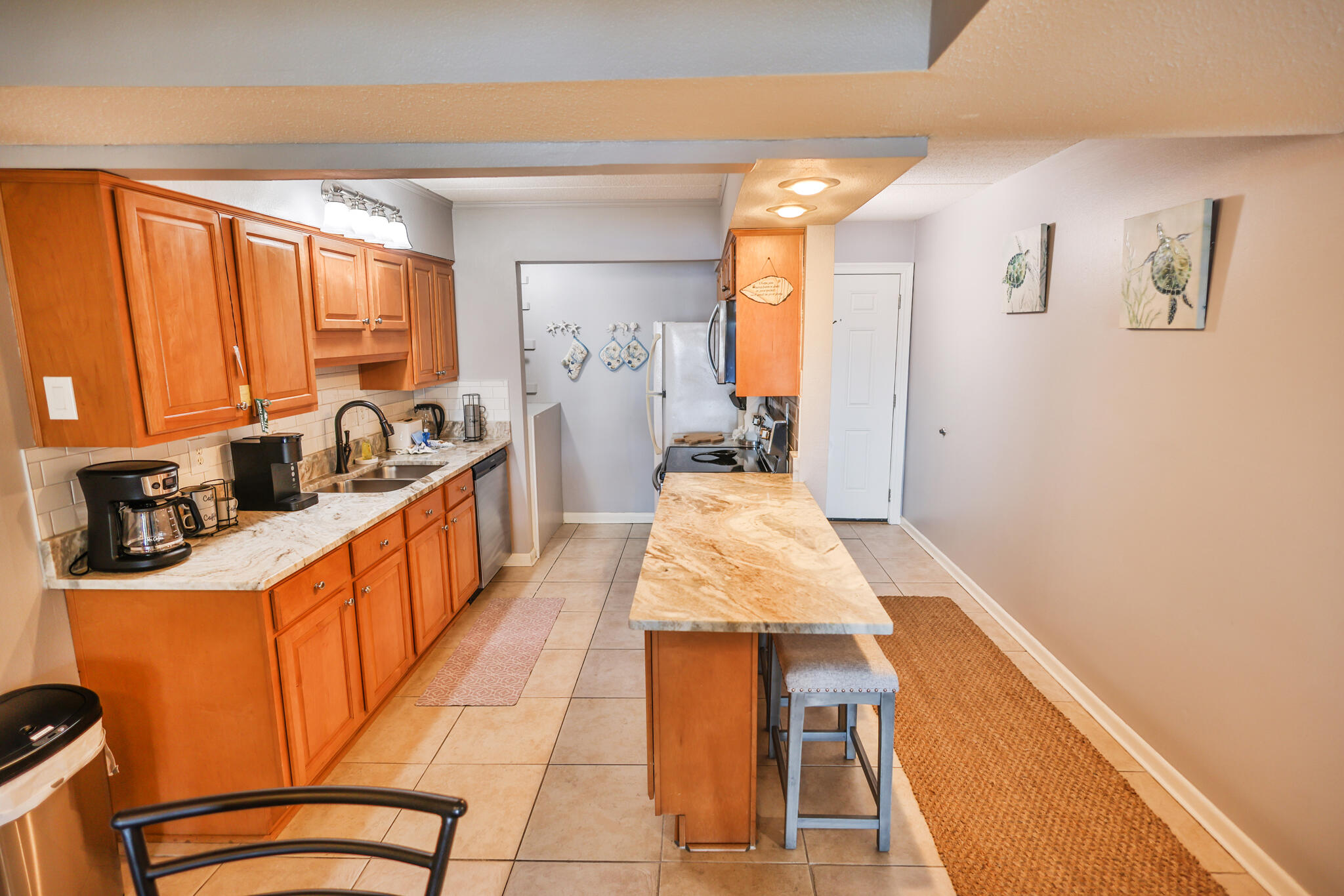 CEDARS CONDO - Residential Lease