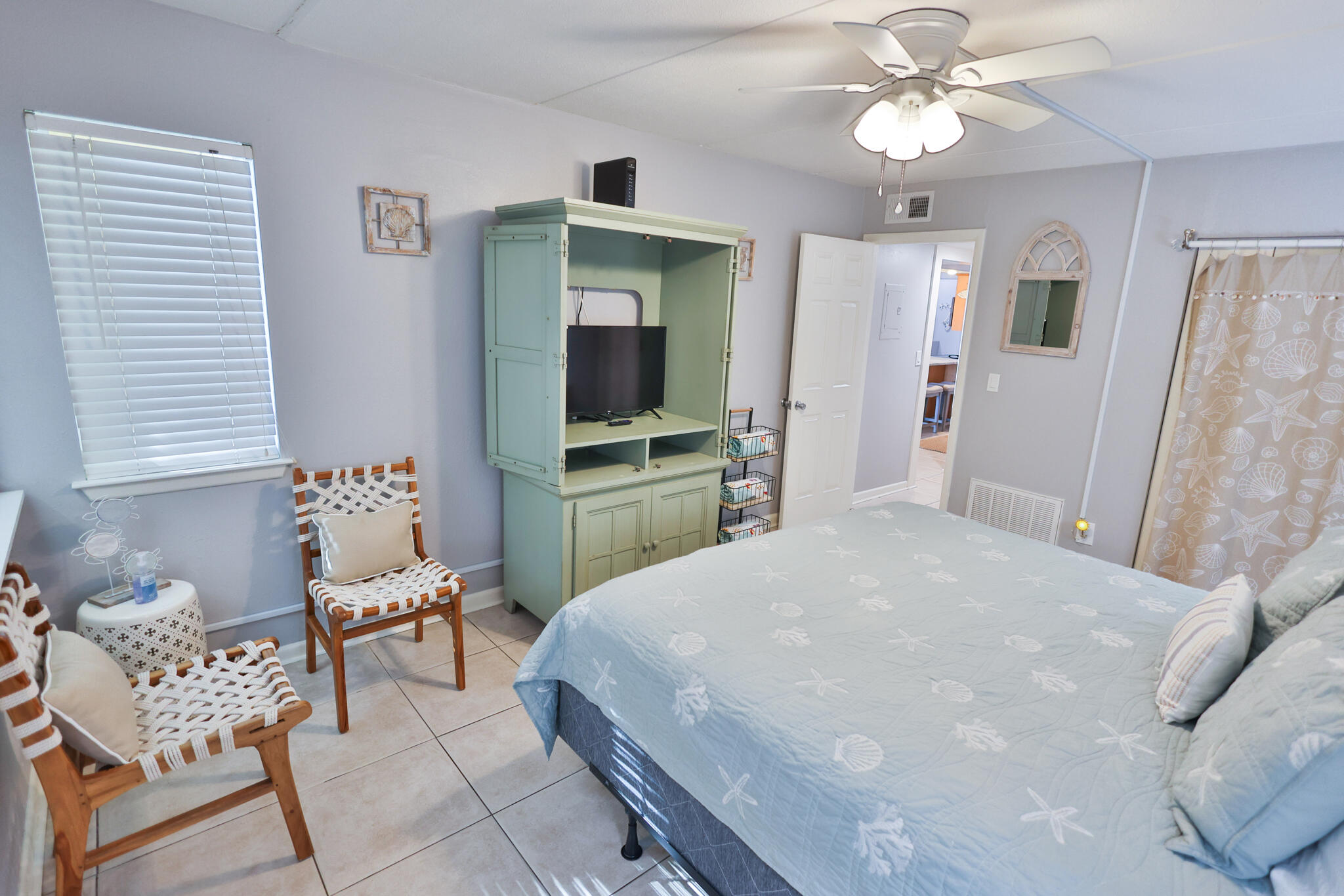 CEDARS CONDO - Residential Lease