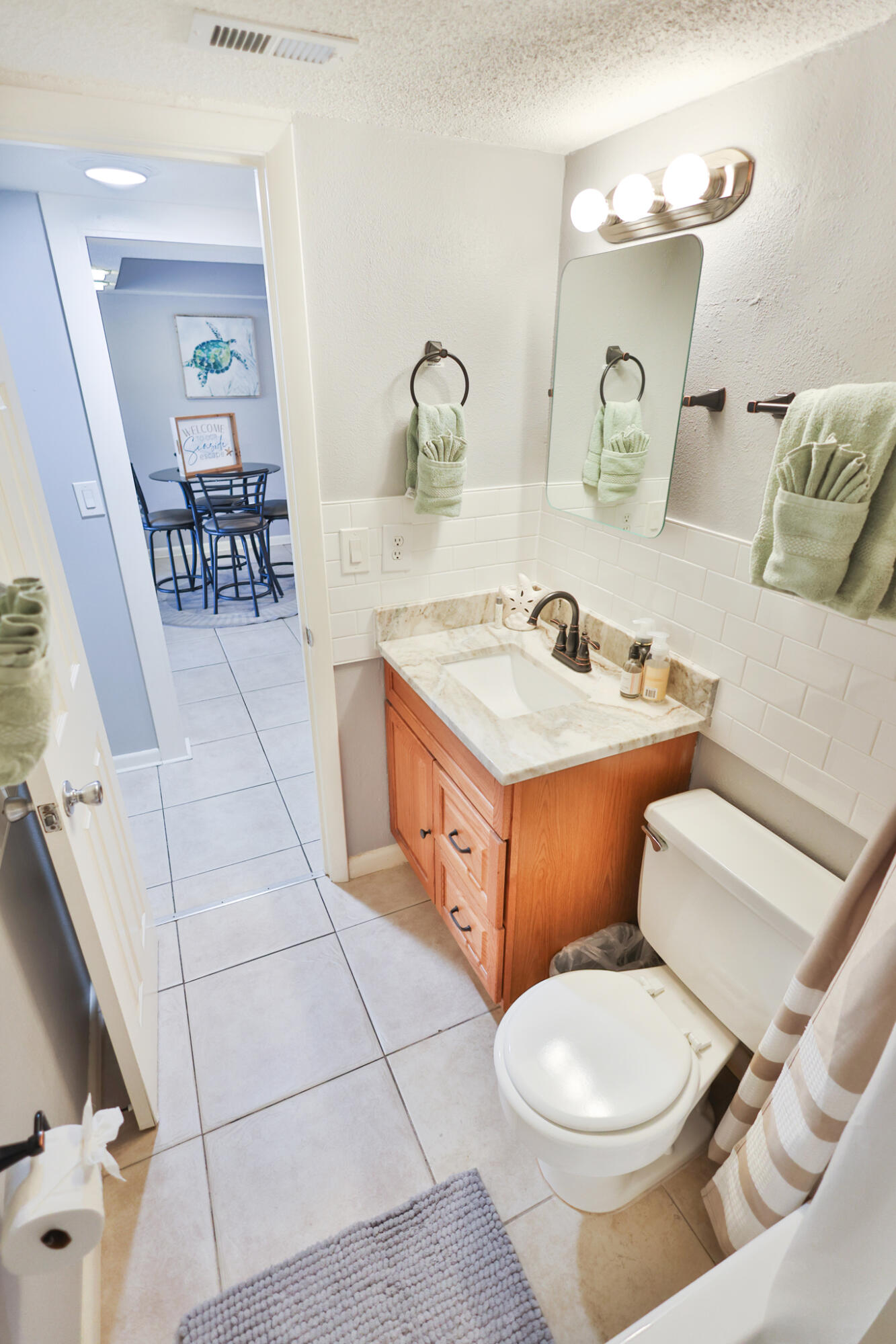 CEDARS CONDO - Residential Lease