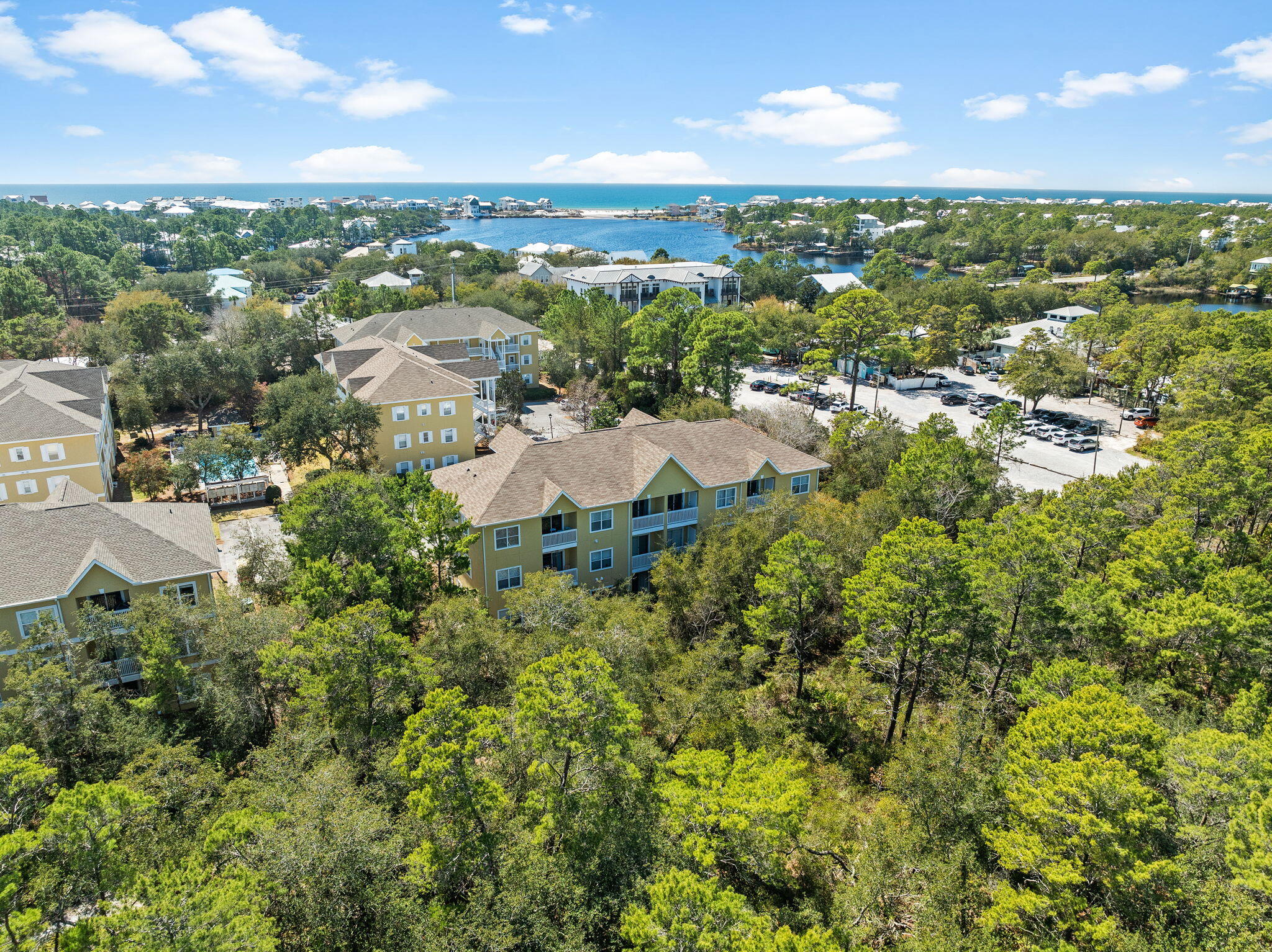 HERON'S WATCH CONDO PH 1 - Residential