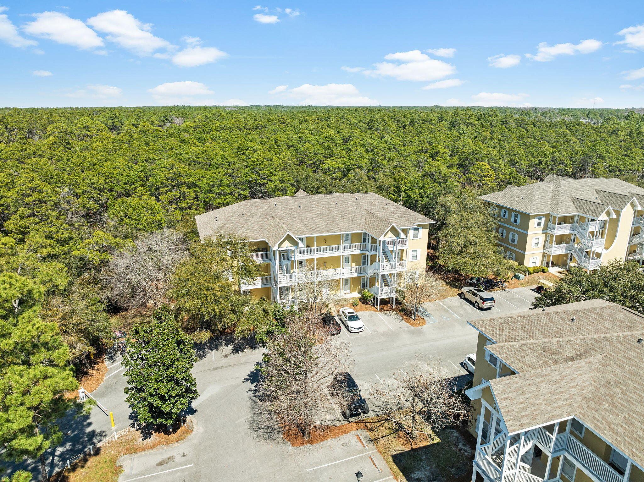 HERON'S WATCH CONDO PH 1 - Residential