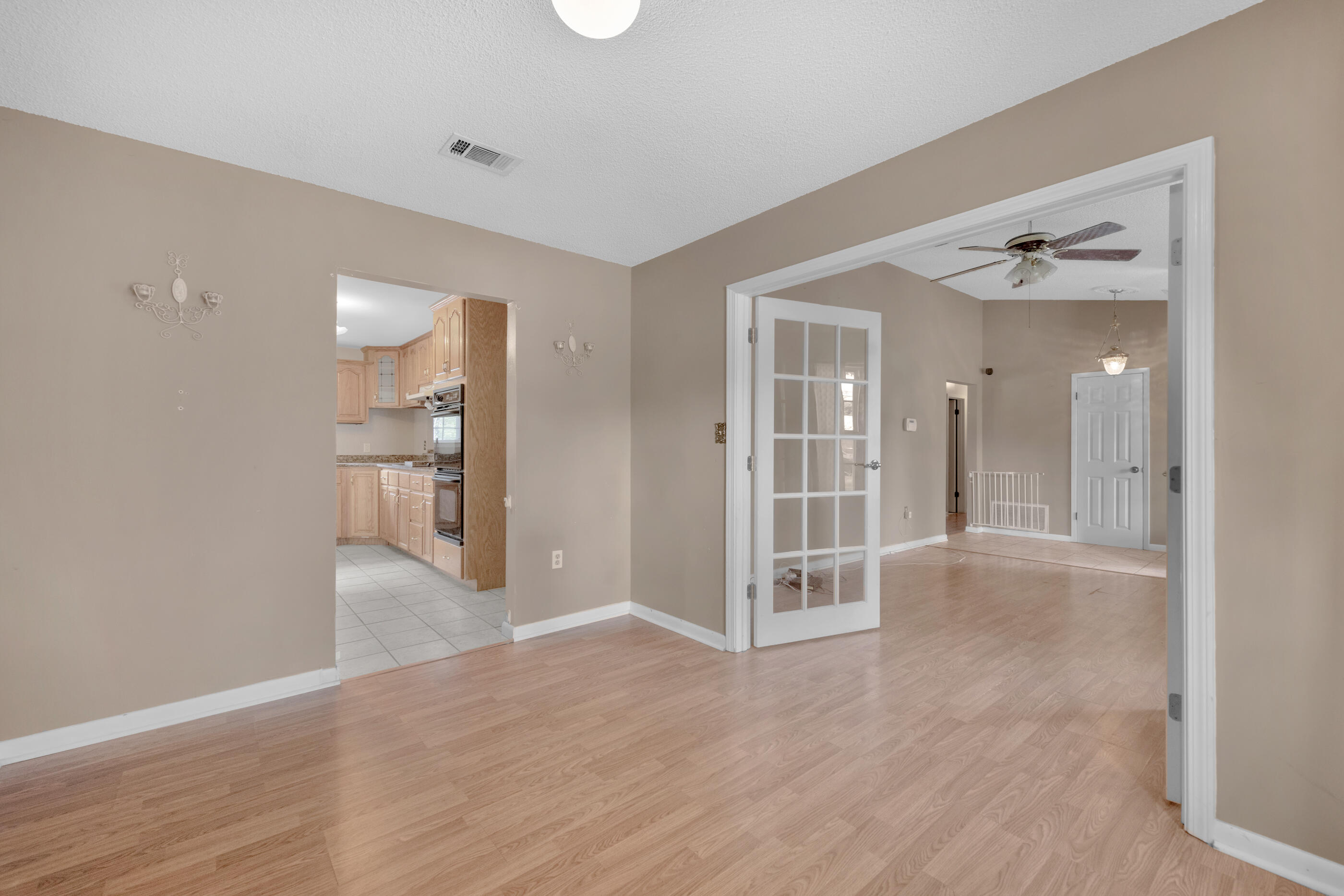 HOLLEY BY THE SEA - Residential