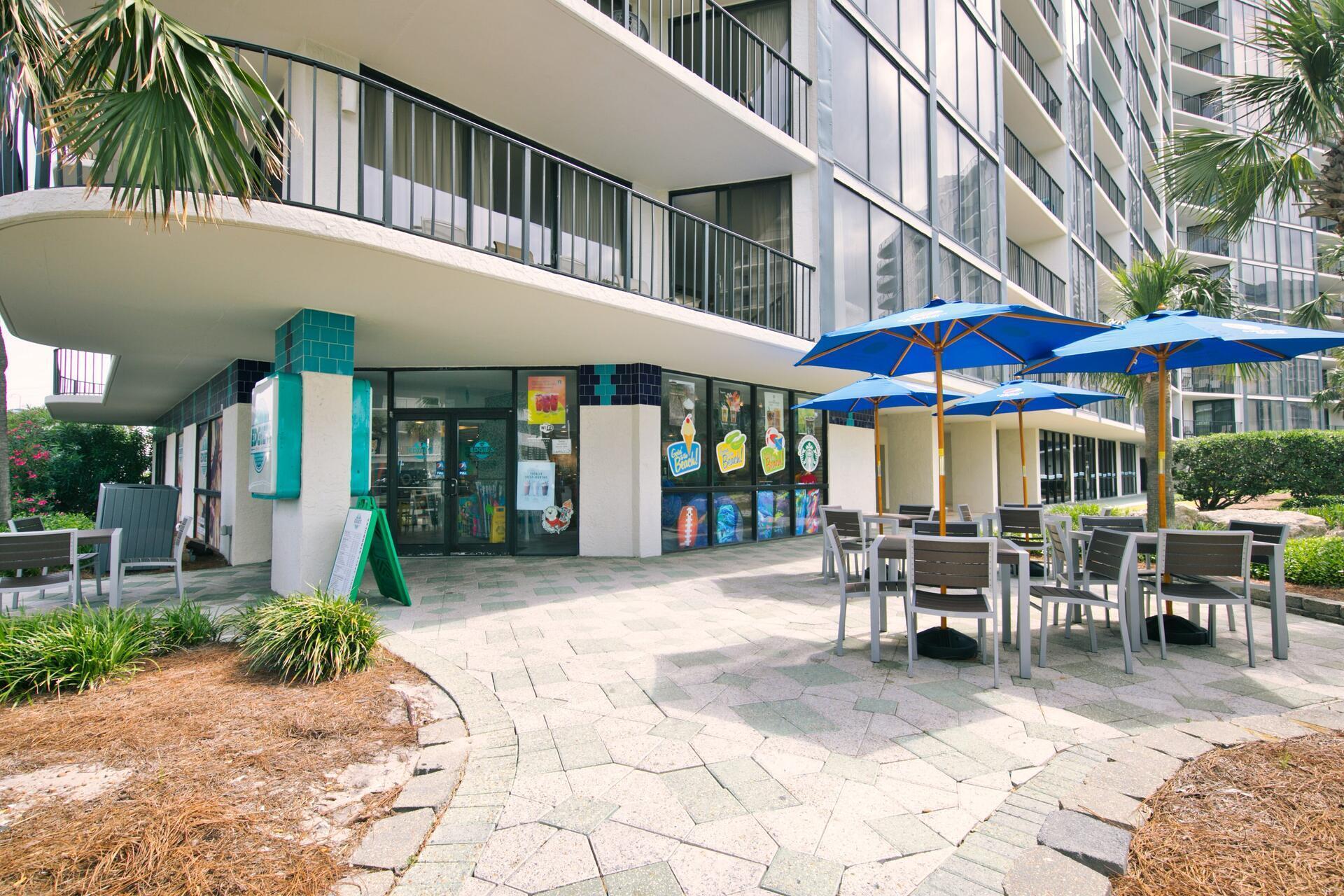 EDGEWATER GOLF VILLAS IV - Residential
